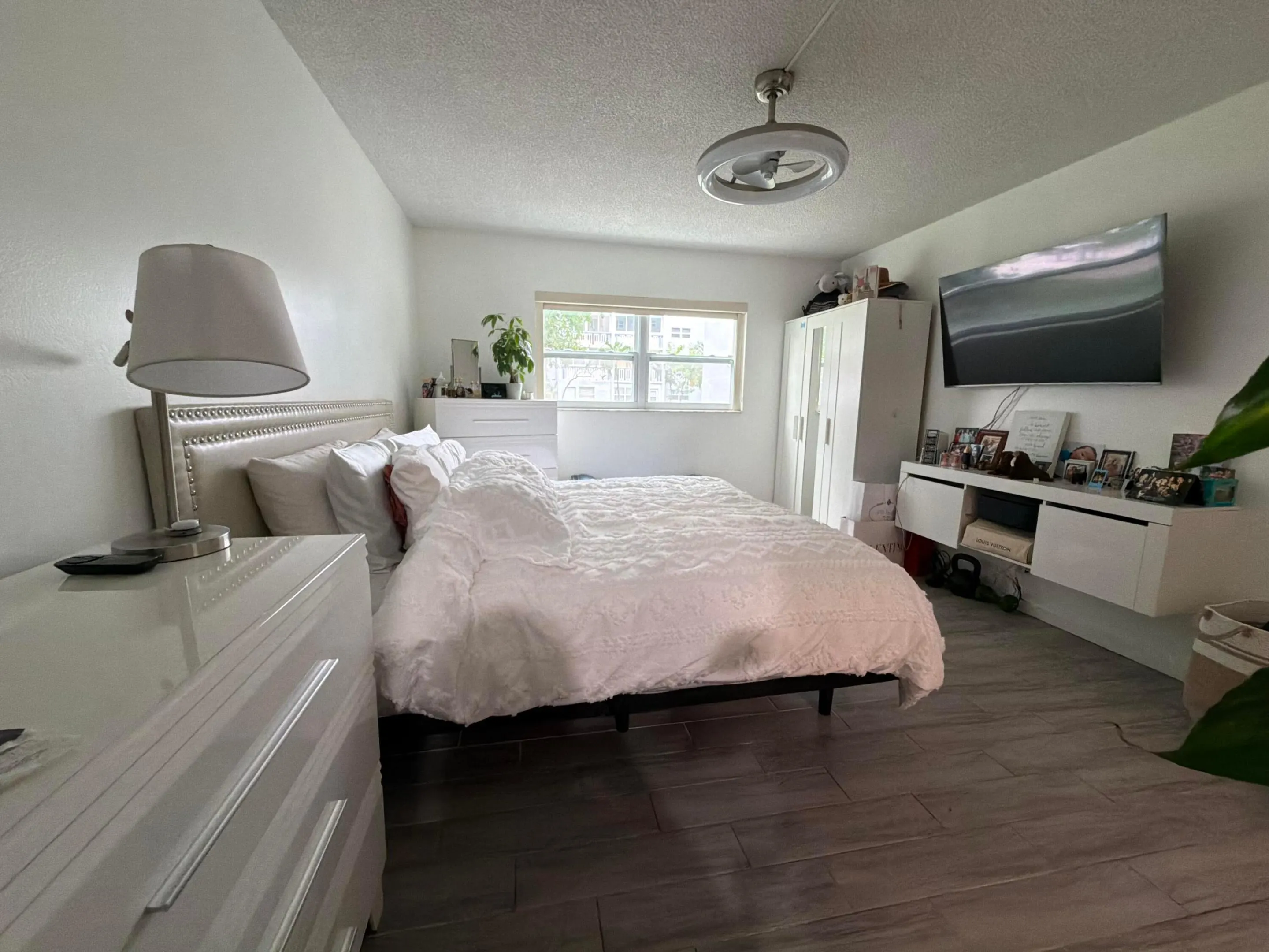 320 NE 12th Avenue #105