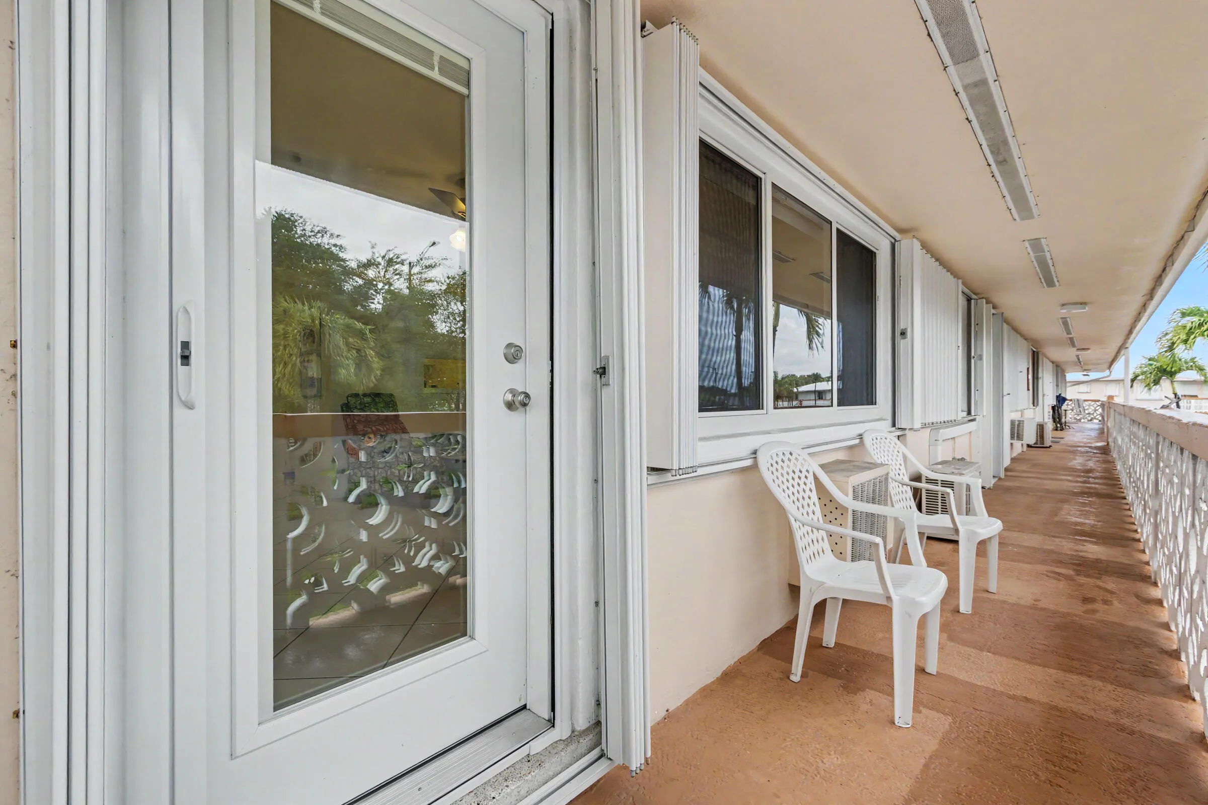 900 SW 10th Terrace #19S