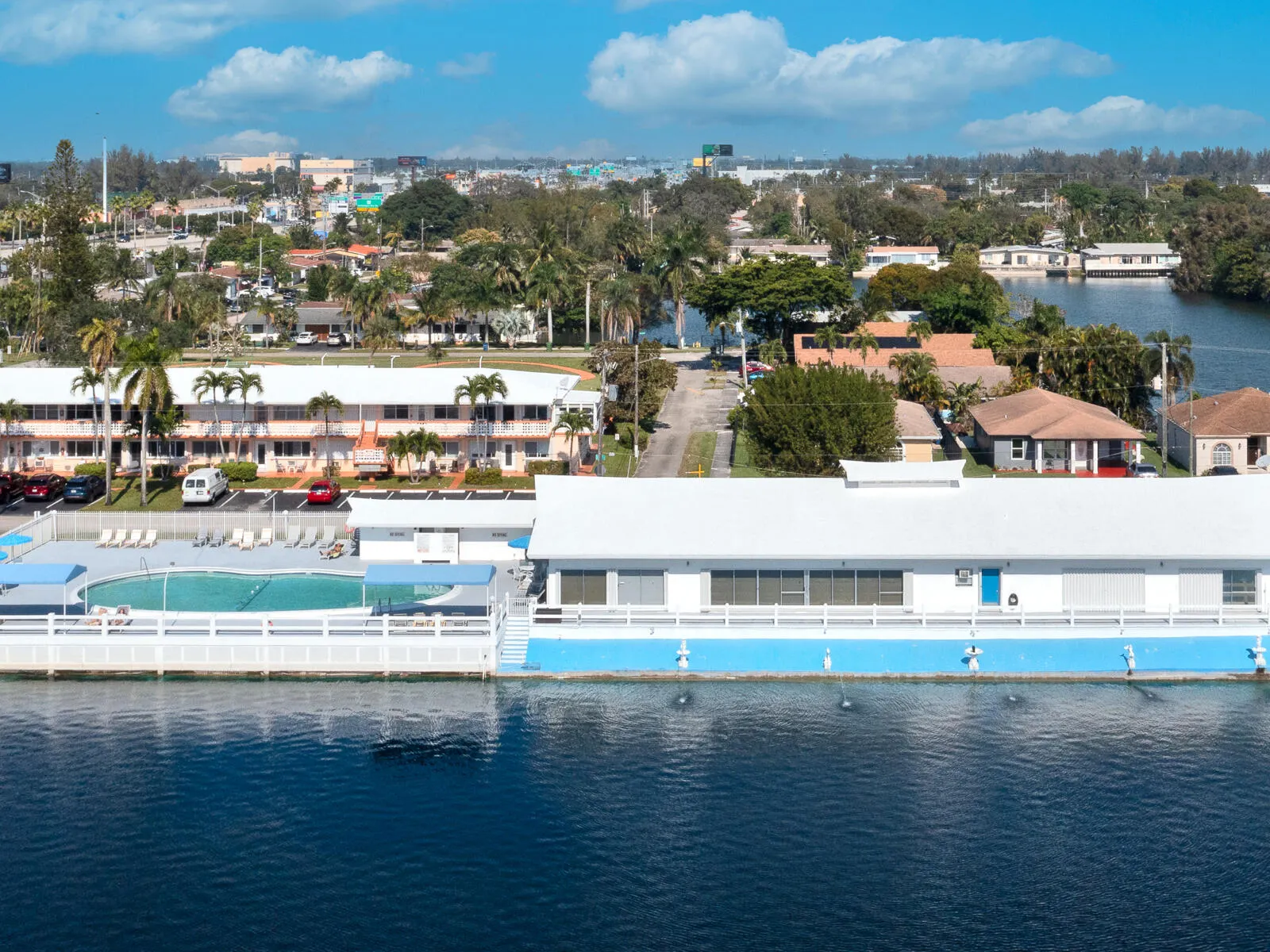 900 SW 10th Terrace #19S
