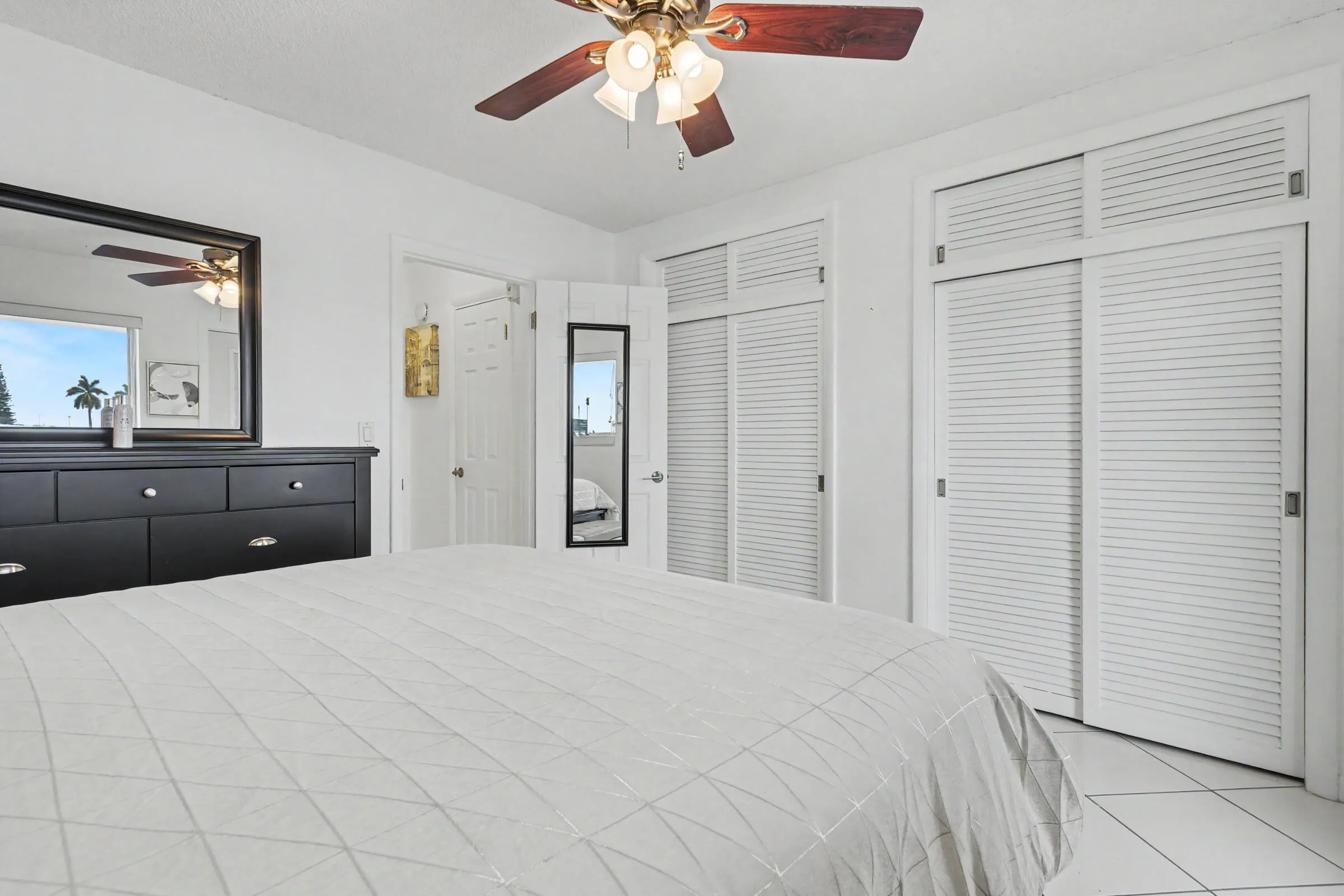 900 SW 10th Terrace #19S