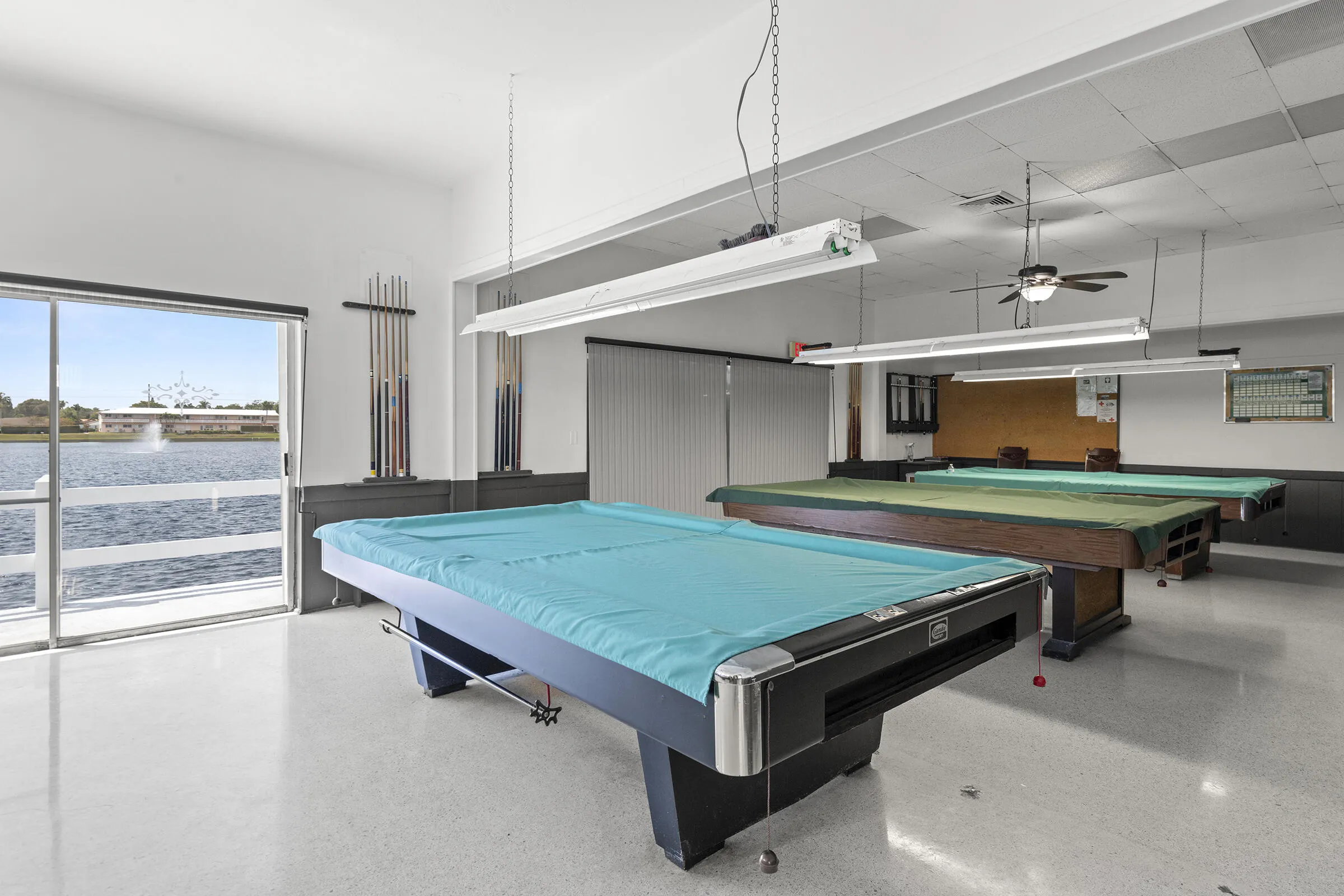 900 SW 10th Terrace #19S