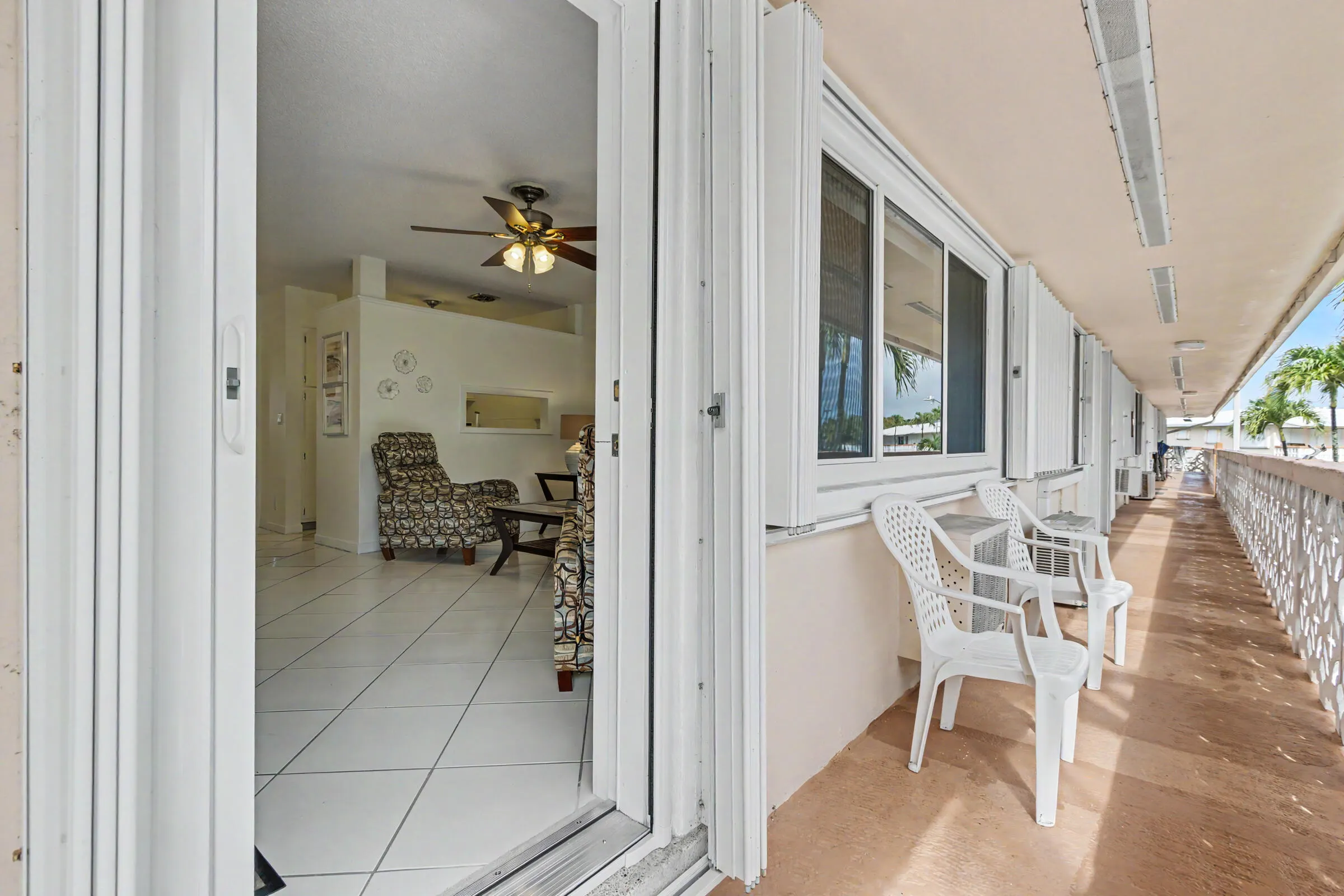 900 SW 10th Terrace #19S