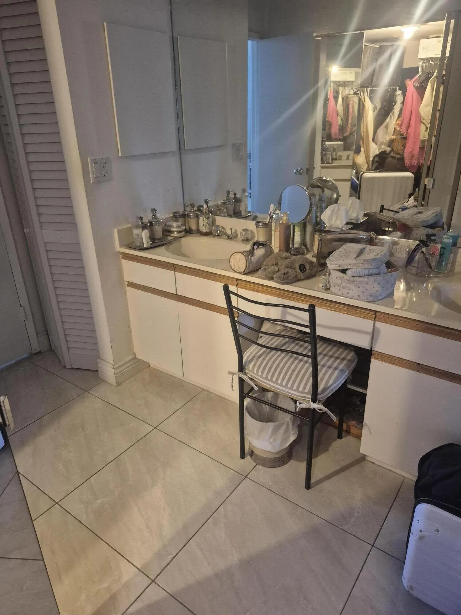 3600 MYSTIC POINTE Drive #1202