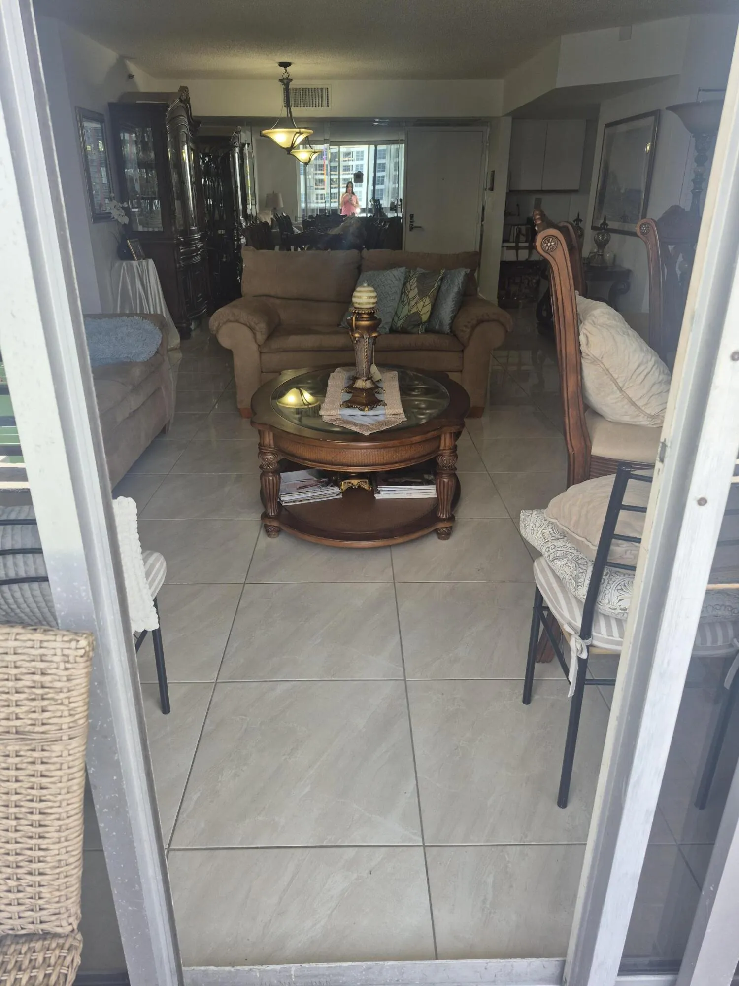 3600 MYSTIC POINTE Drive #1202