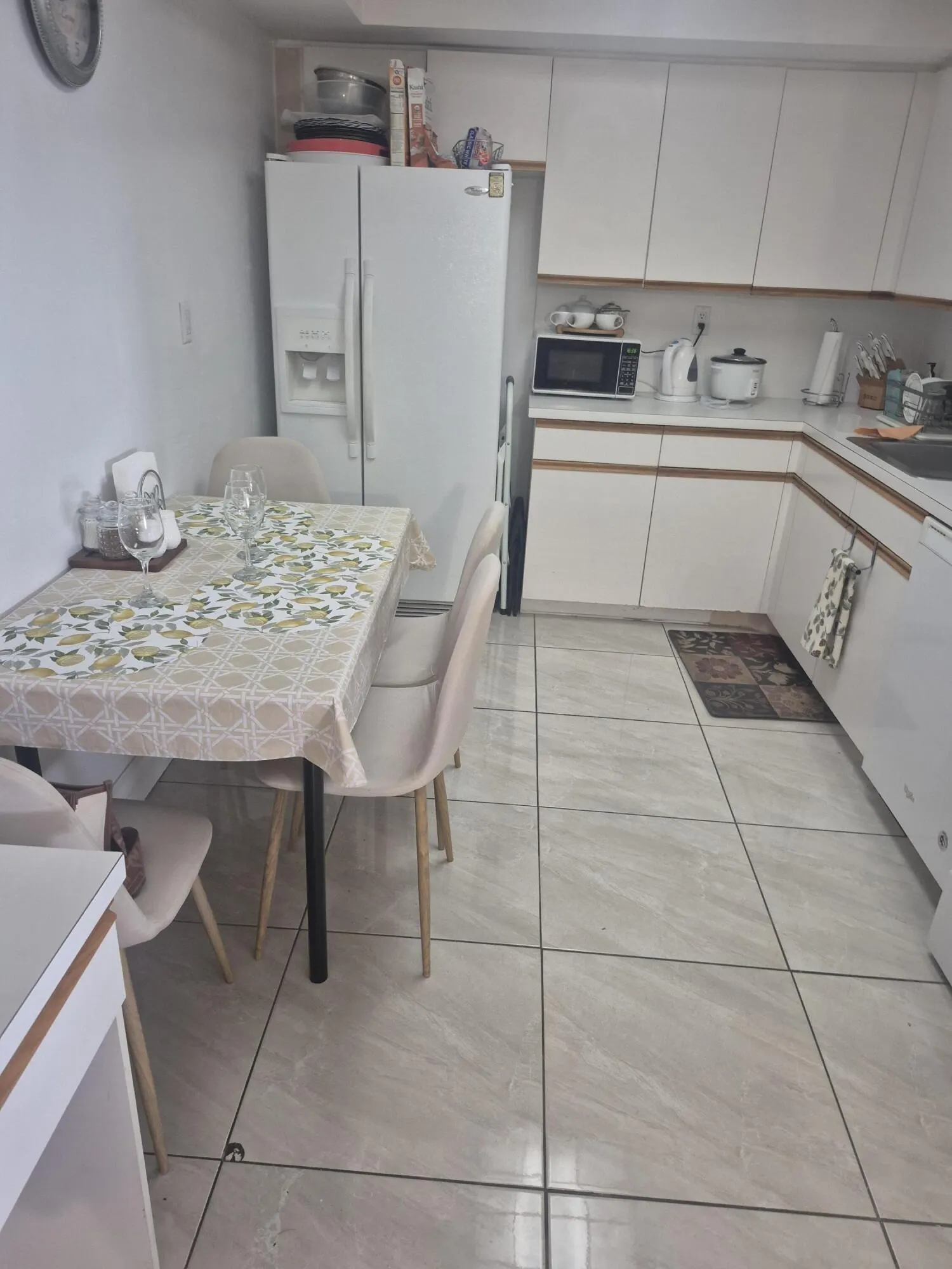 3600 MYSTIC POINTE Drive #1202