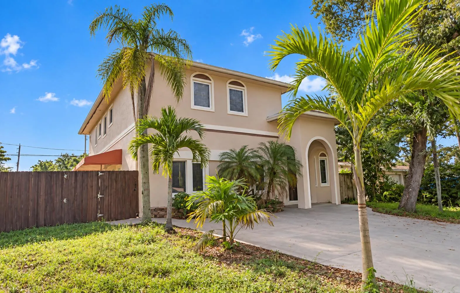 4500 SW 25TH Terrace