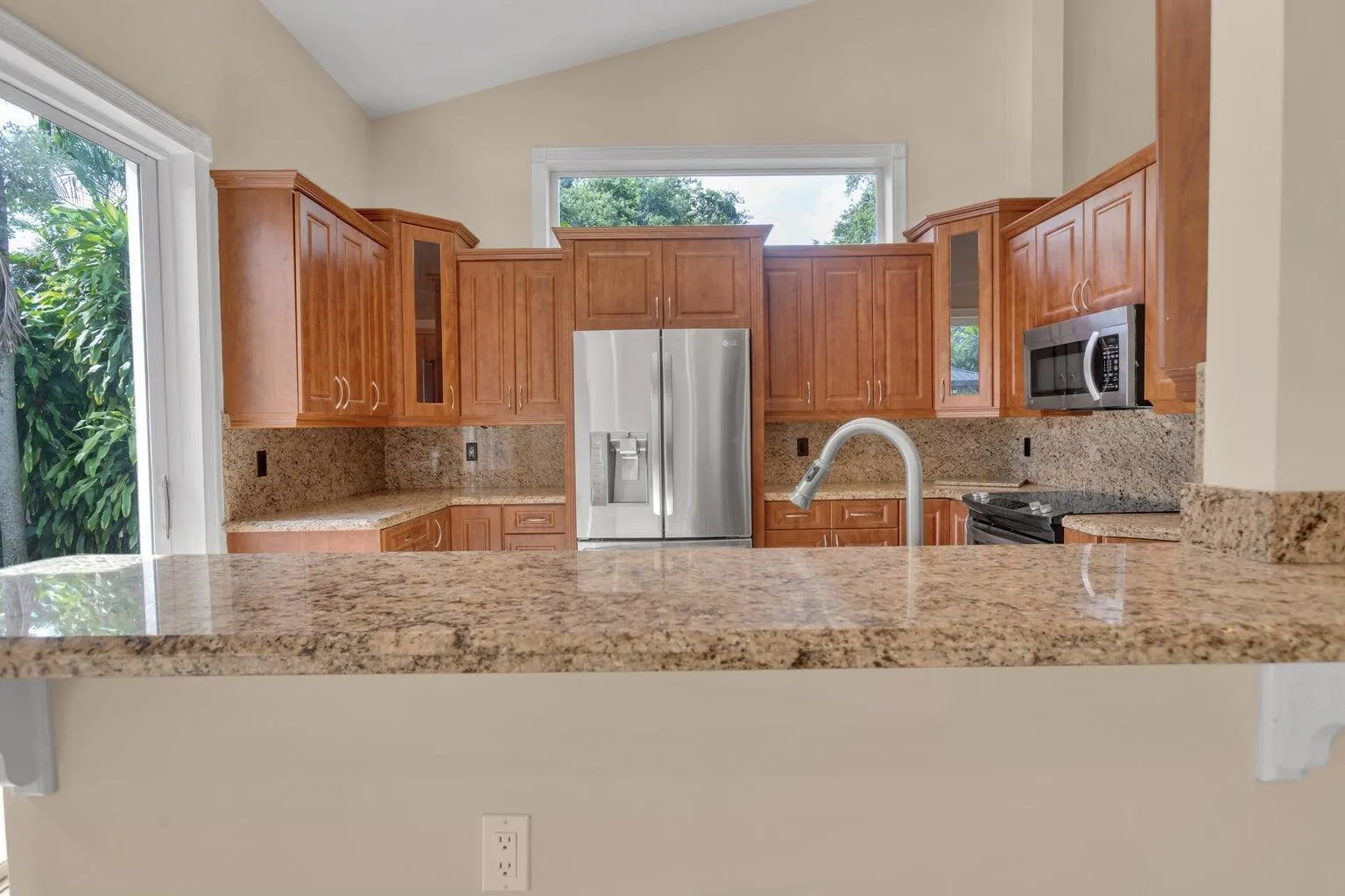 4500 SW 25TH Terrace