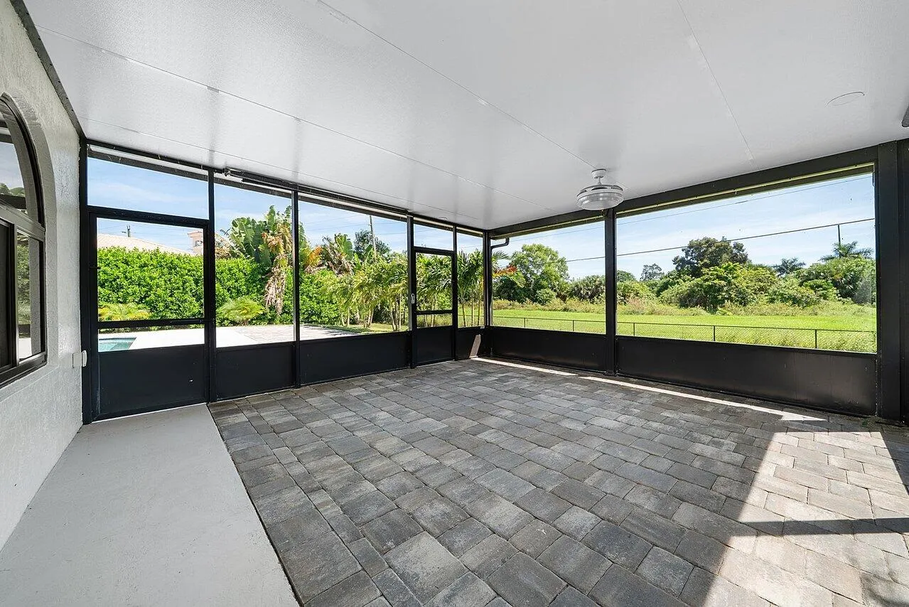 7548 Fairway Trail