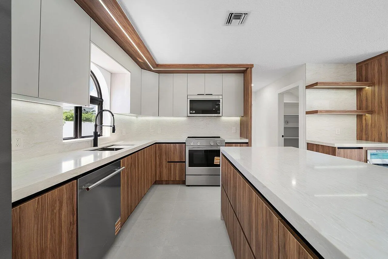 7548 Fairway Trail