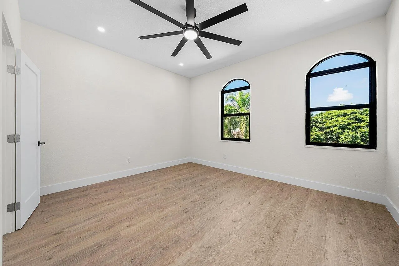 7548 Fairway Trail