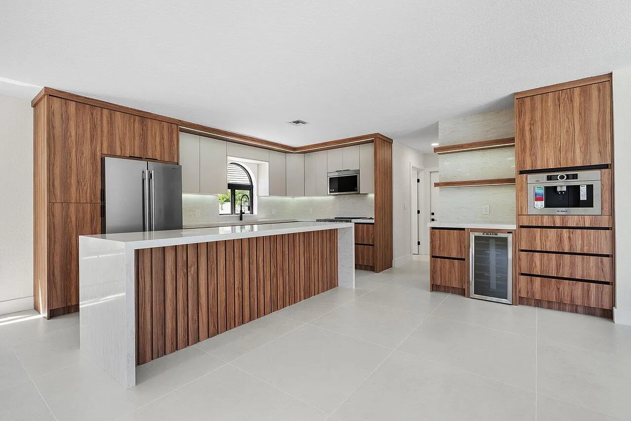 7548 Fairway Trail