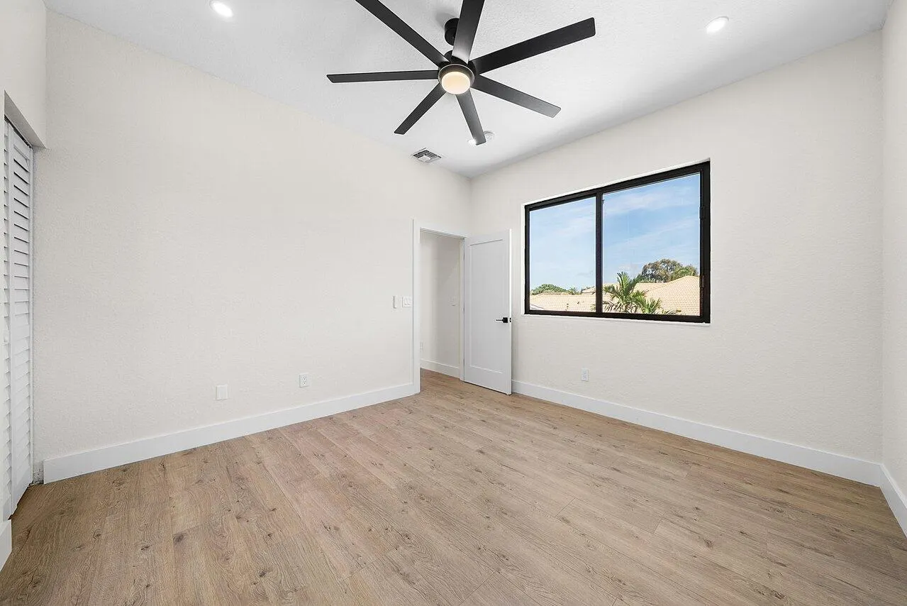 7548 Fairway Trail