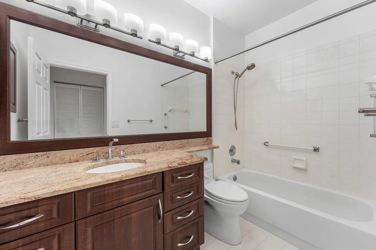 8288 Horseshoe Bay Road