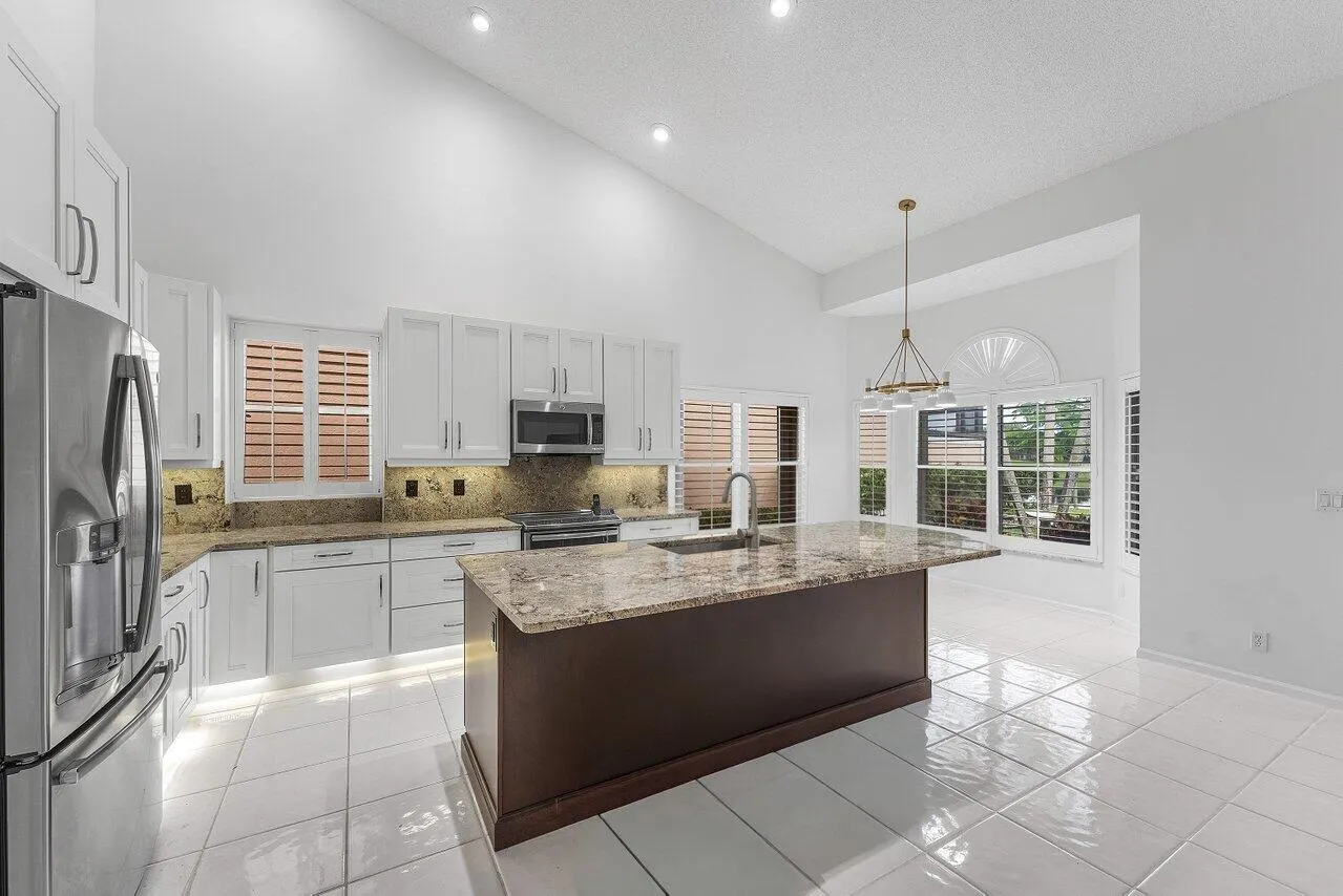 8288 Horseshoe Bay Road