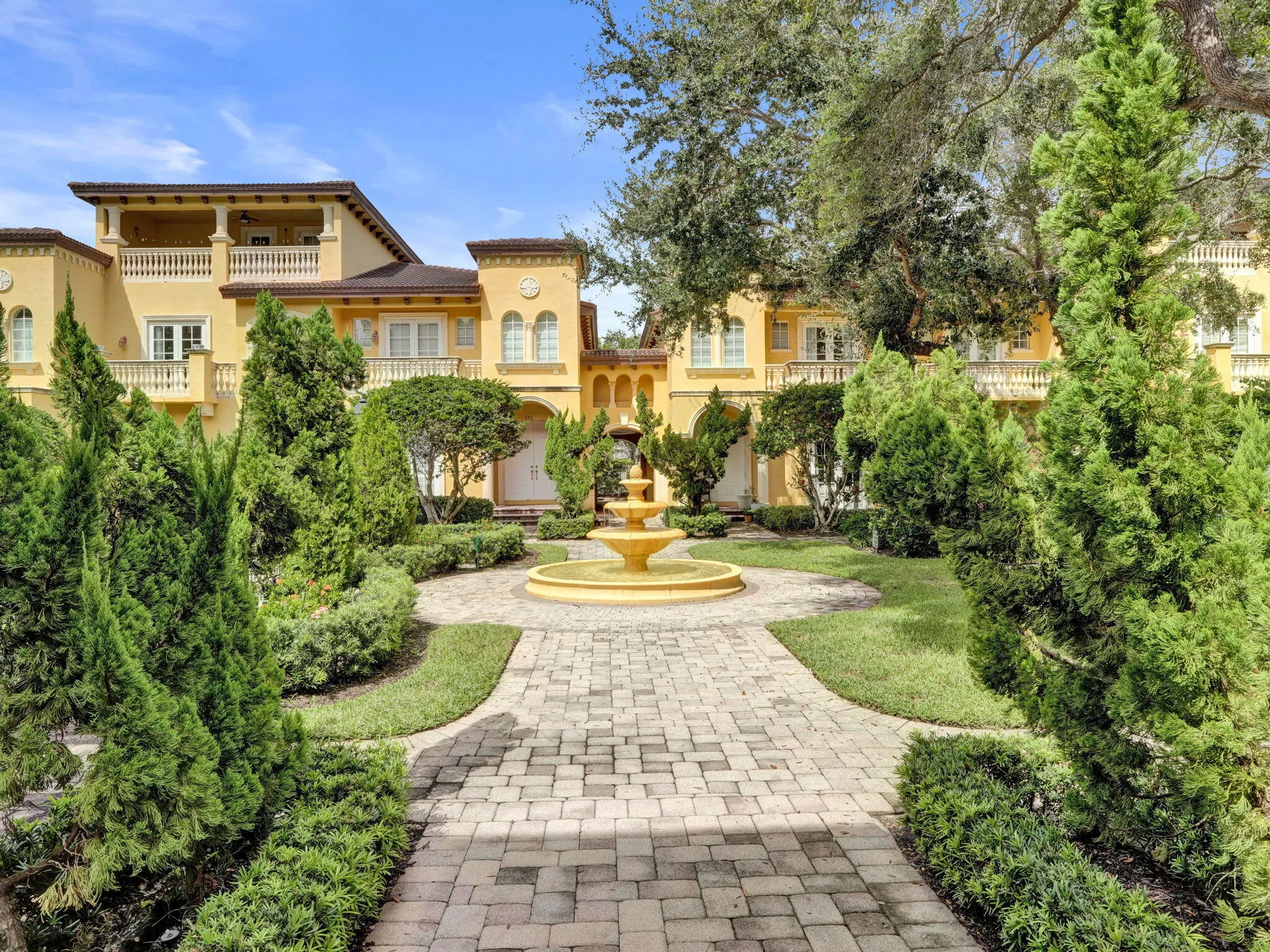 385 NE 69TH Circle