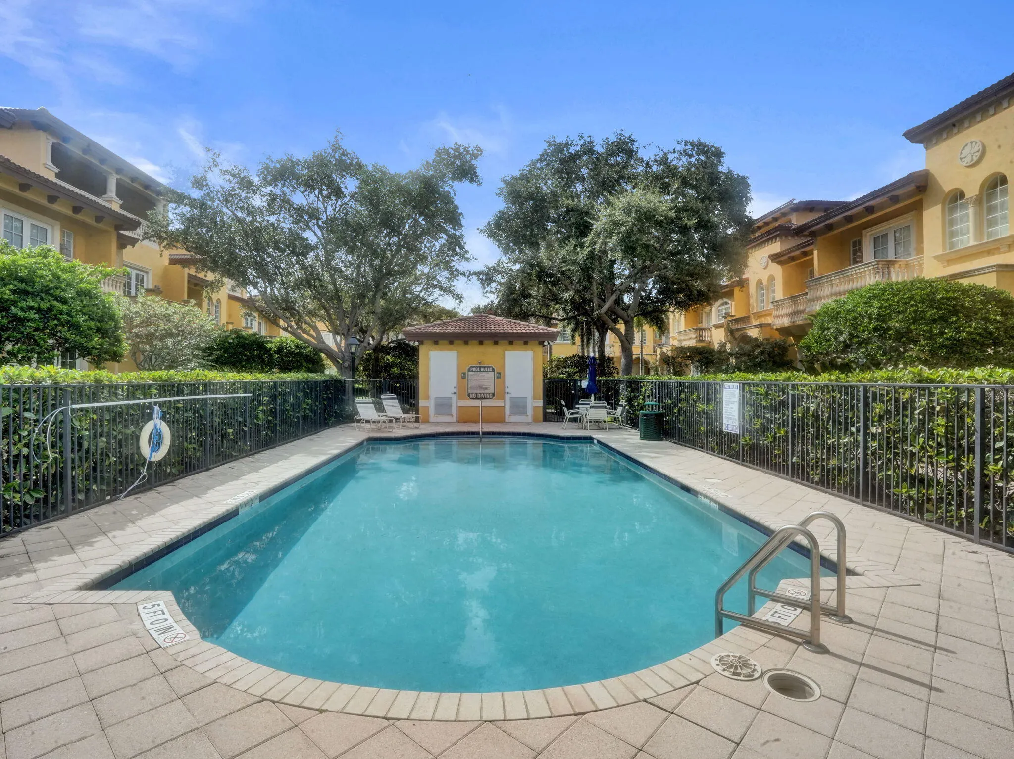 385 NE 69TH Circle