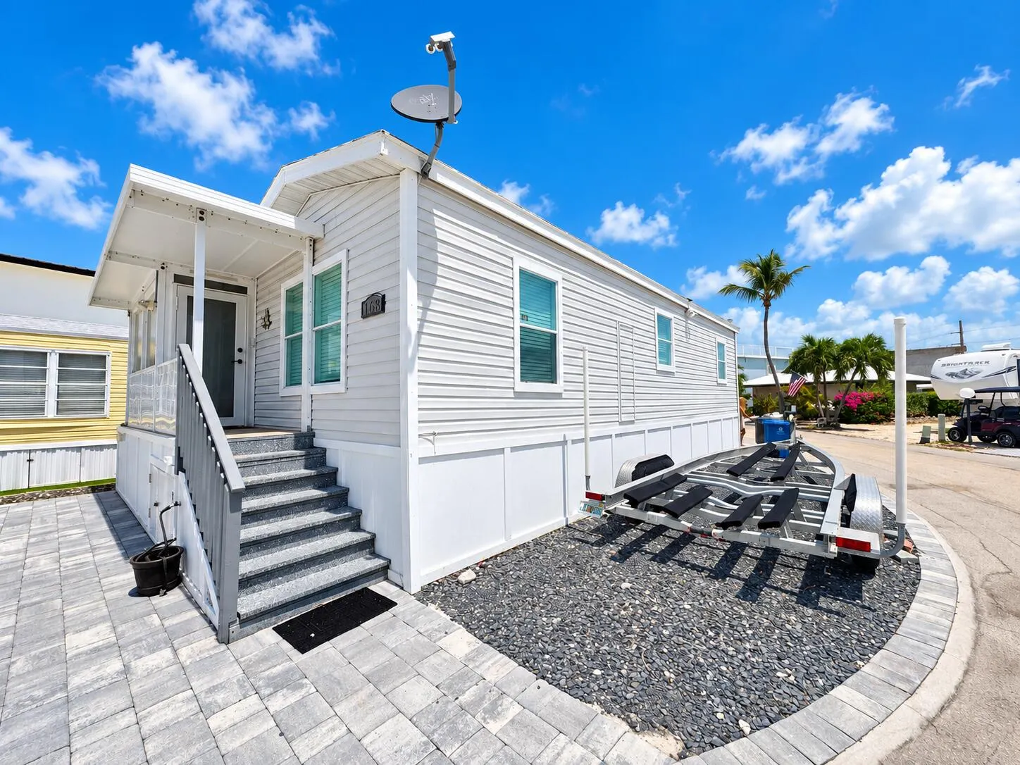 65821 Overseas Highway #168