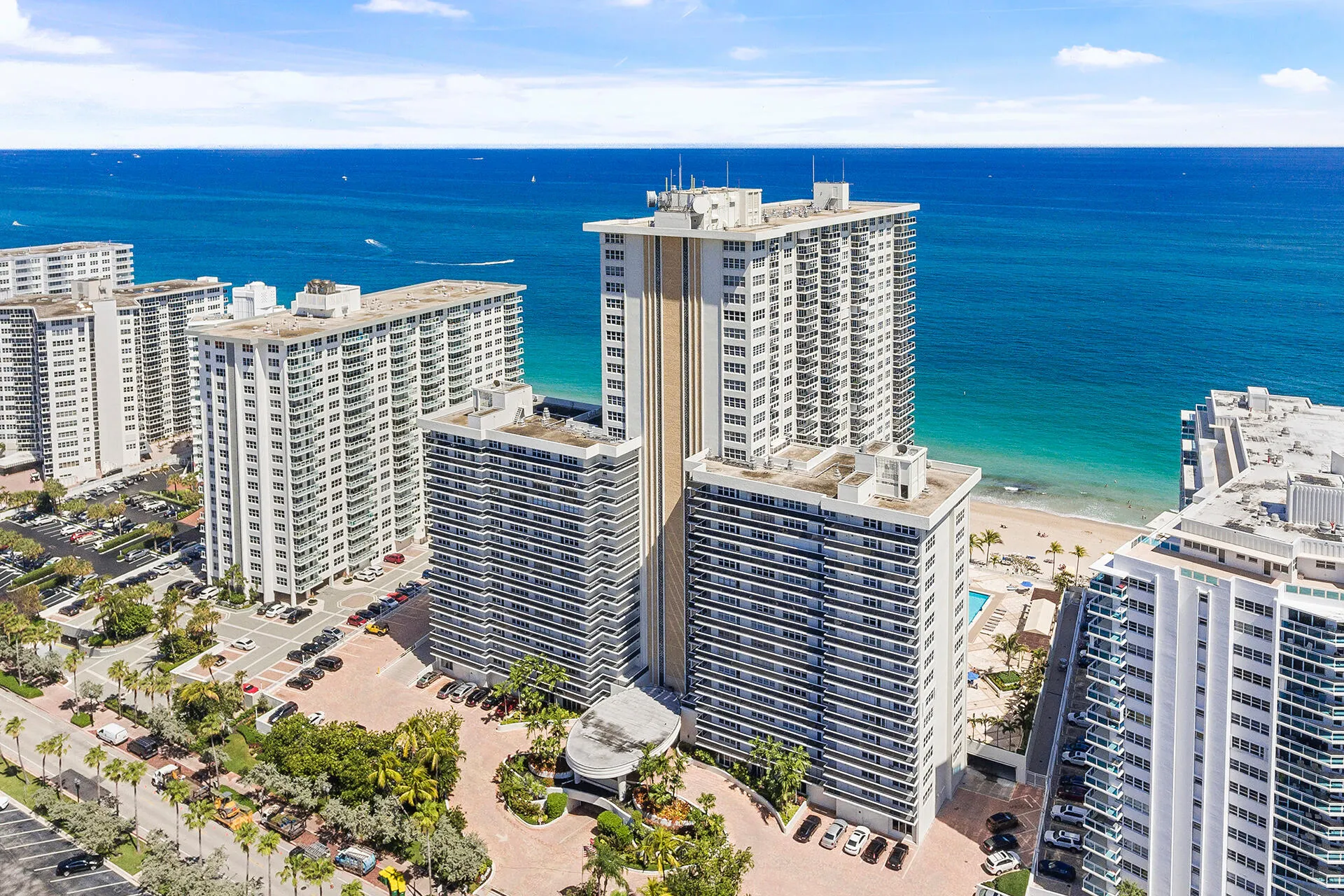 3500 GALT OCEAN Drive #2212A