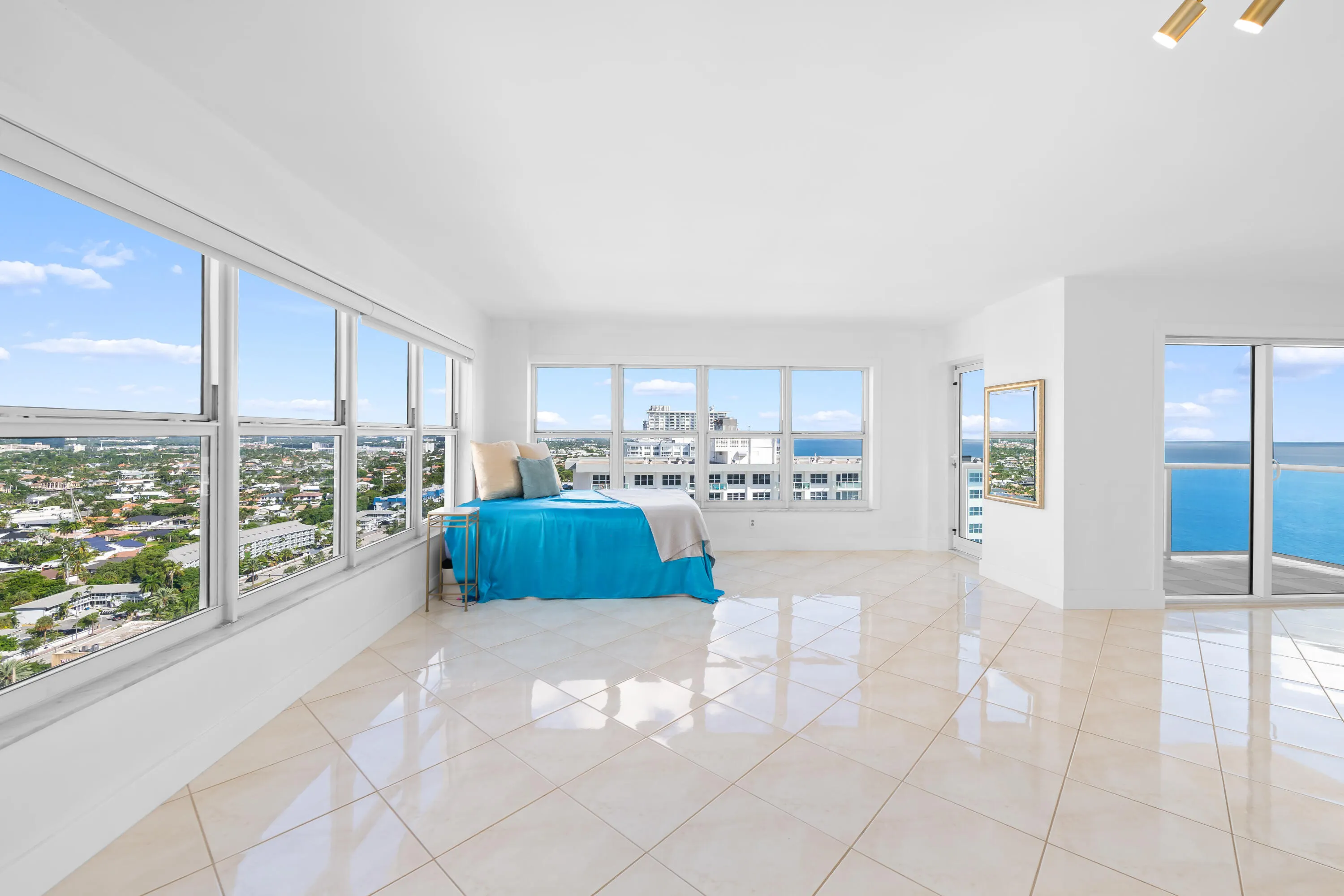 3500 GALT OCEAN Drive #2212A
