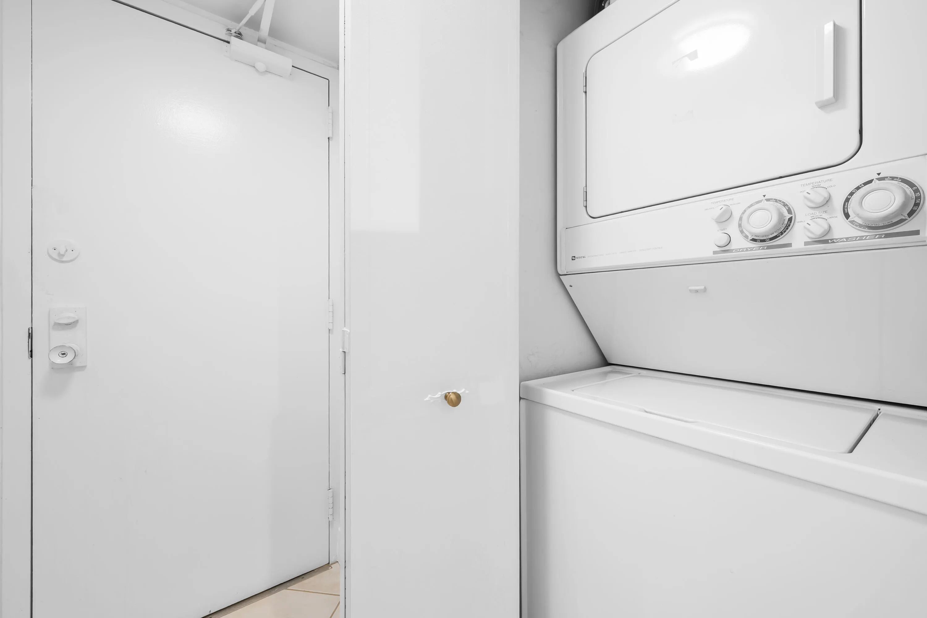 3500 GALT OCEAN Drive #2212A