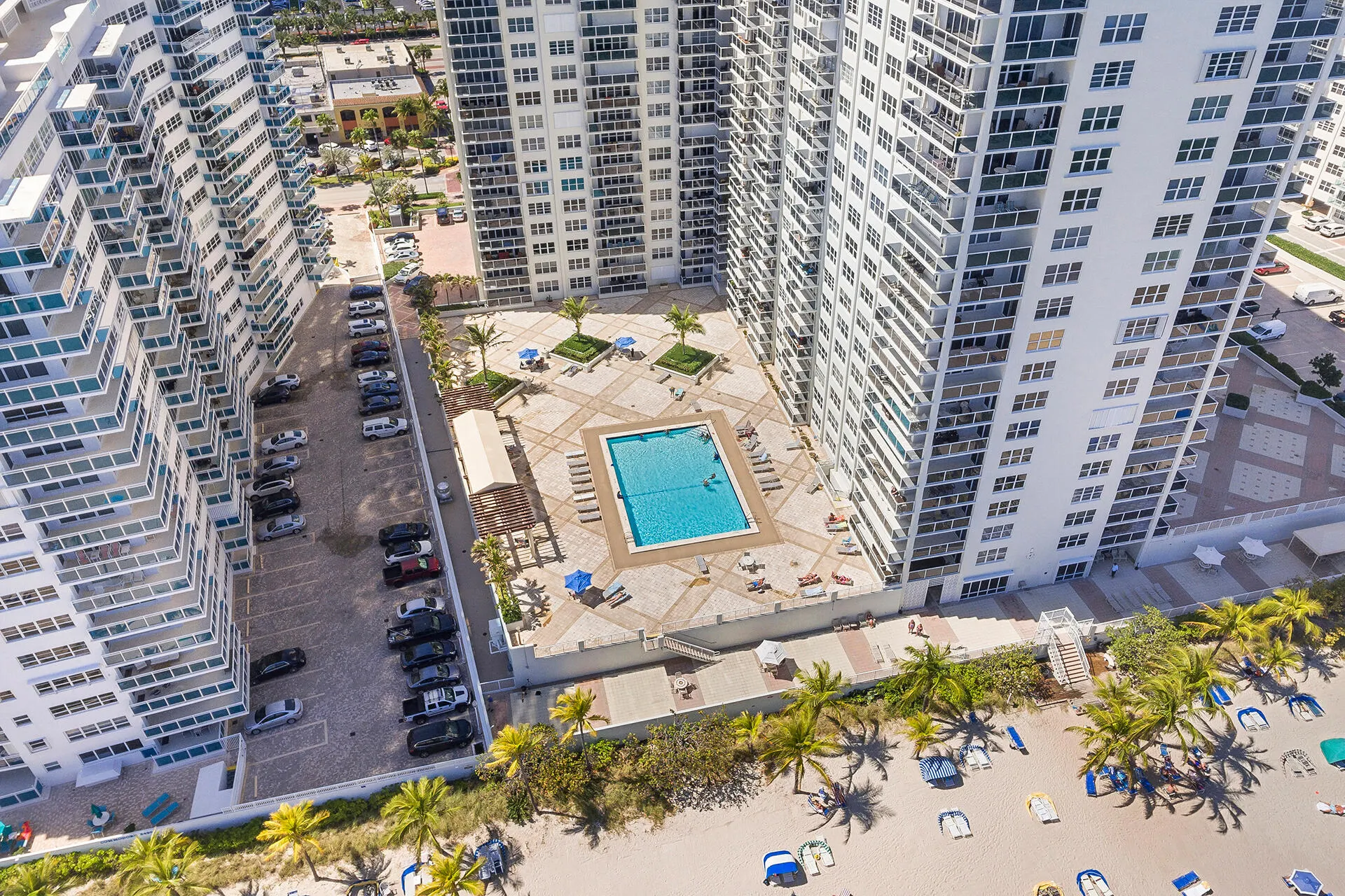 3500 GALT OCEAN Drive #2212A