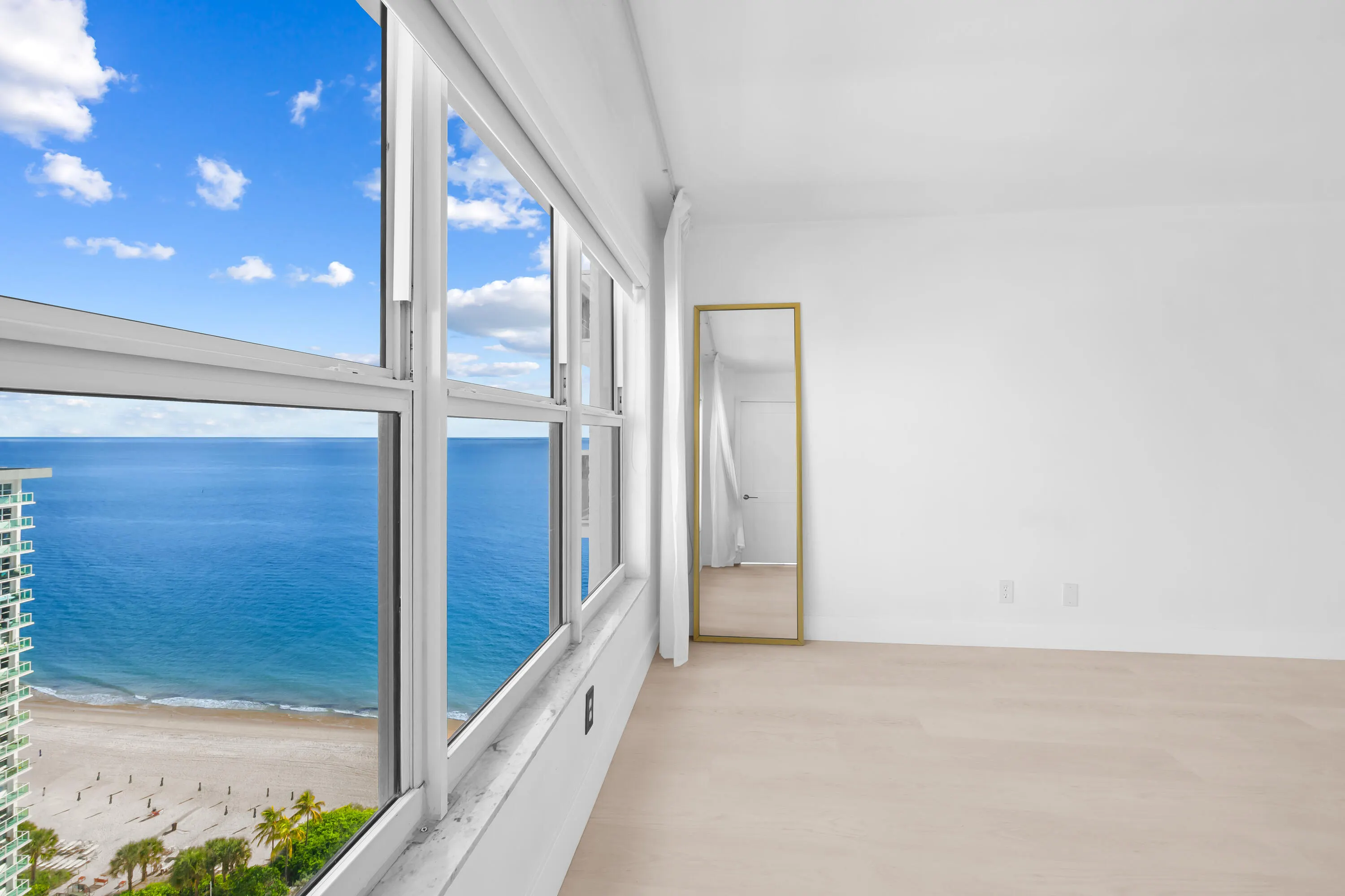 3500 GALT OCEAN Drive #2212A