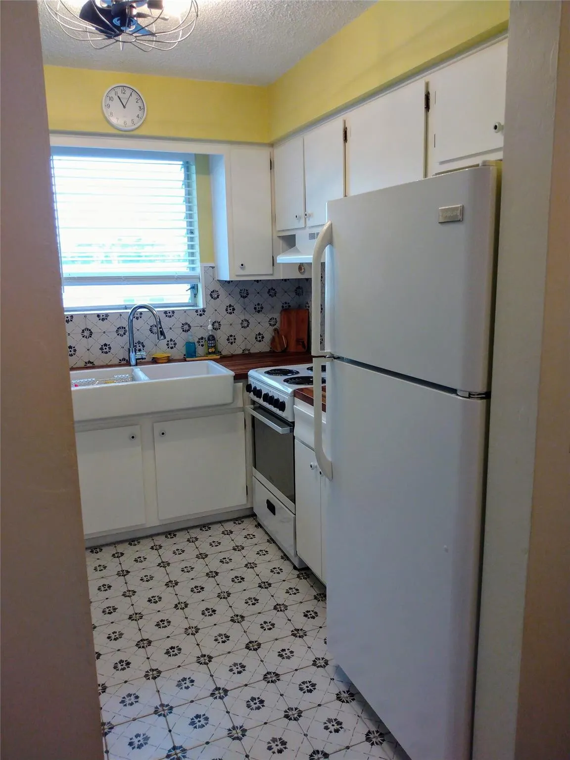 1717 Rodman Street #18