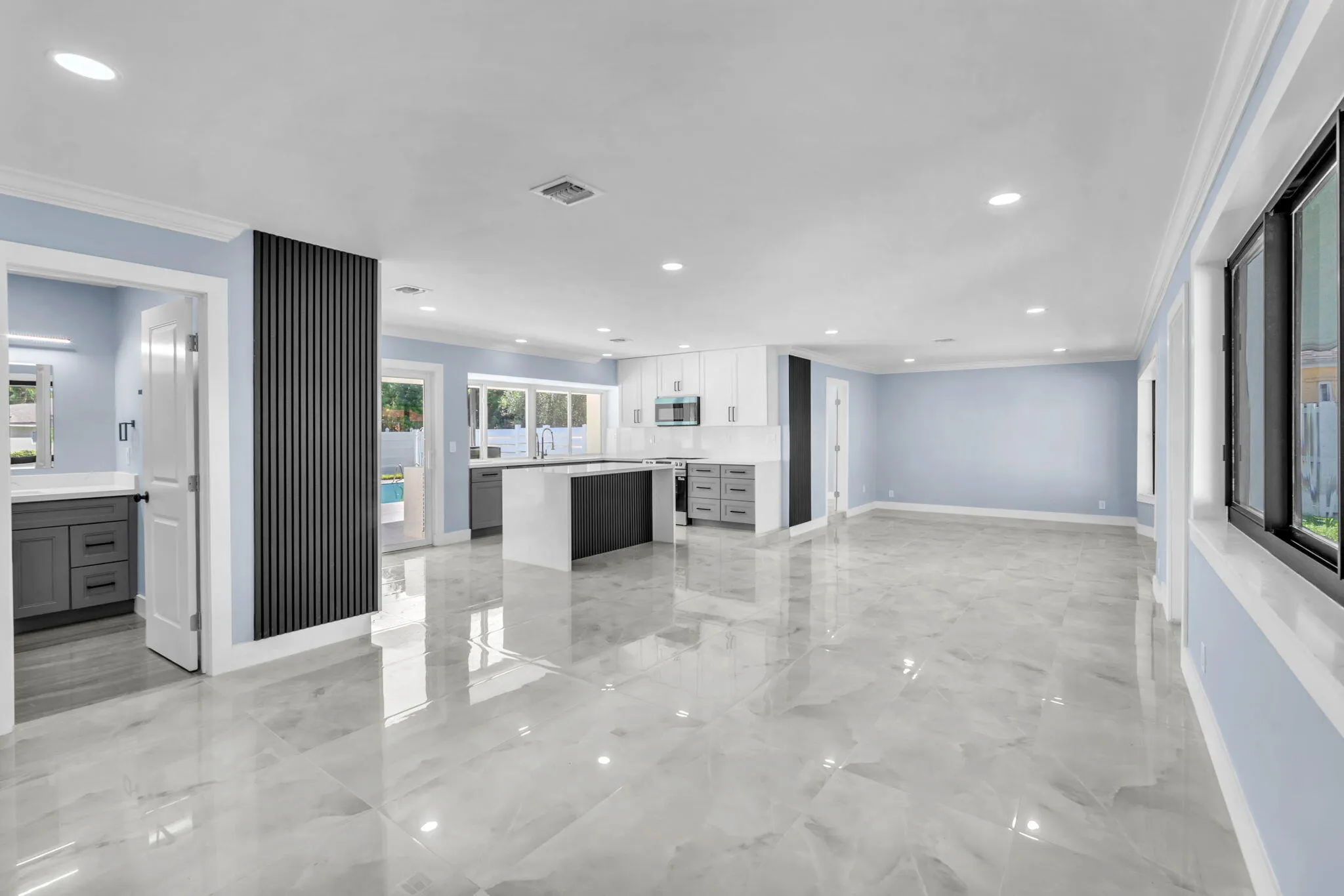 5000 ADAMS Street