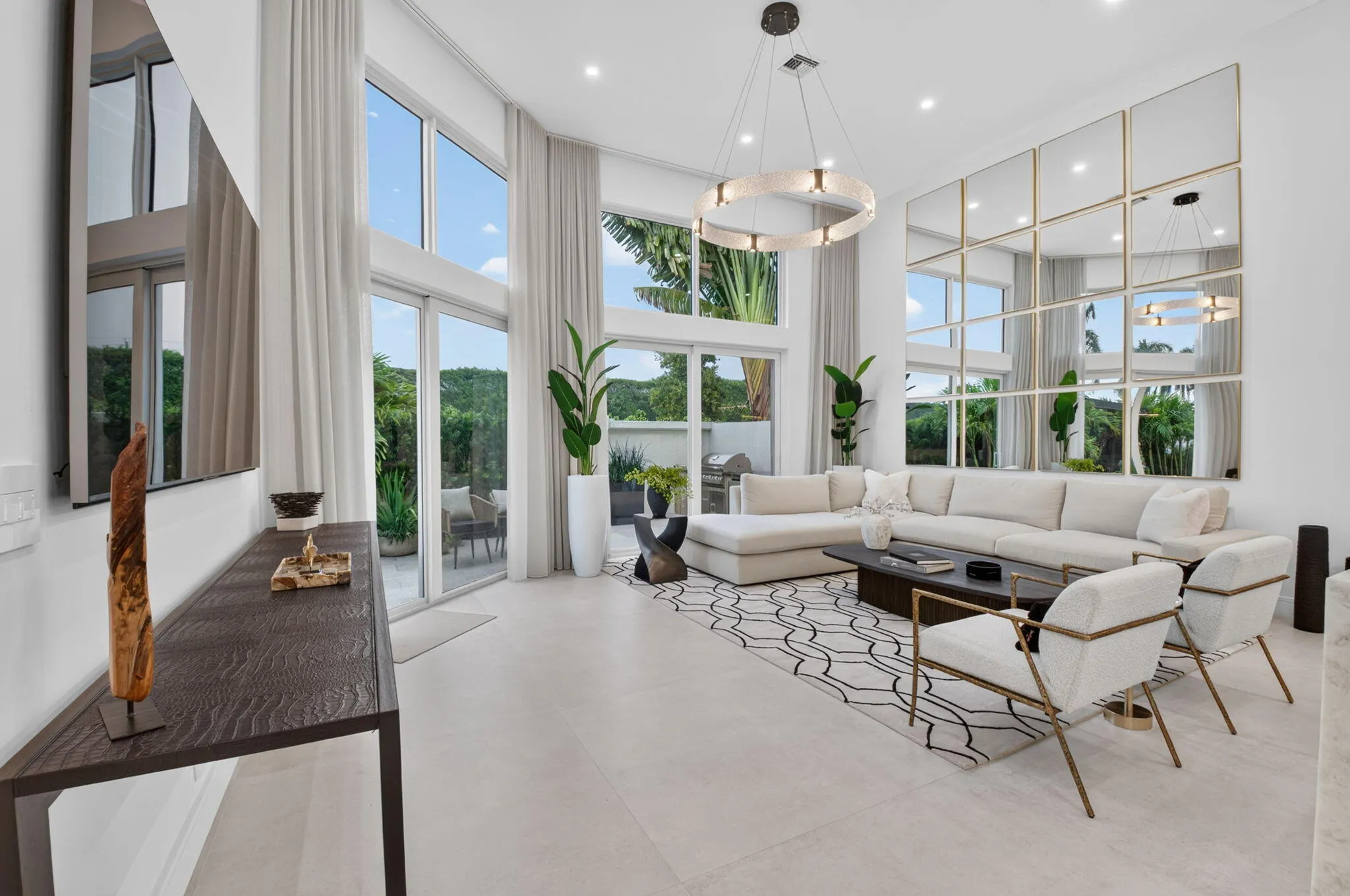 6531 Somerset Circle