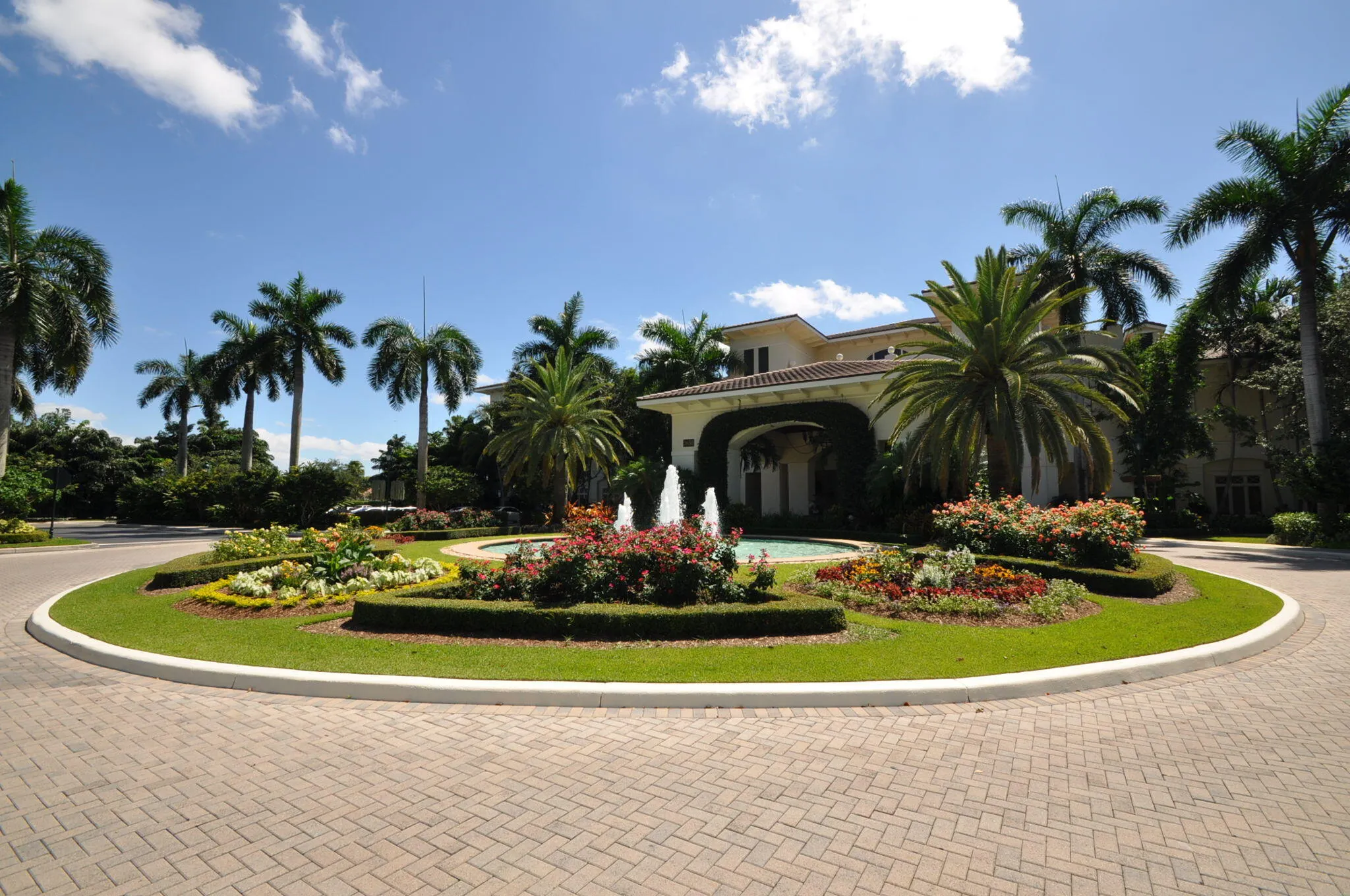 6531 Somerset Circle