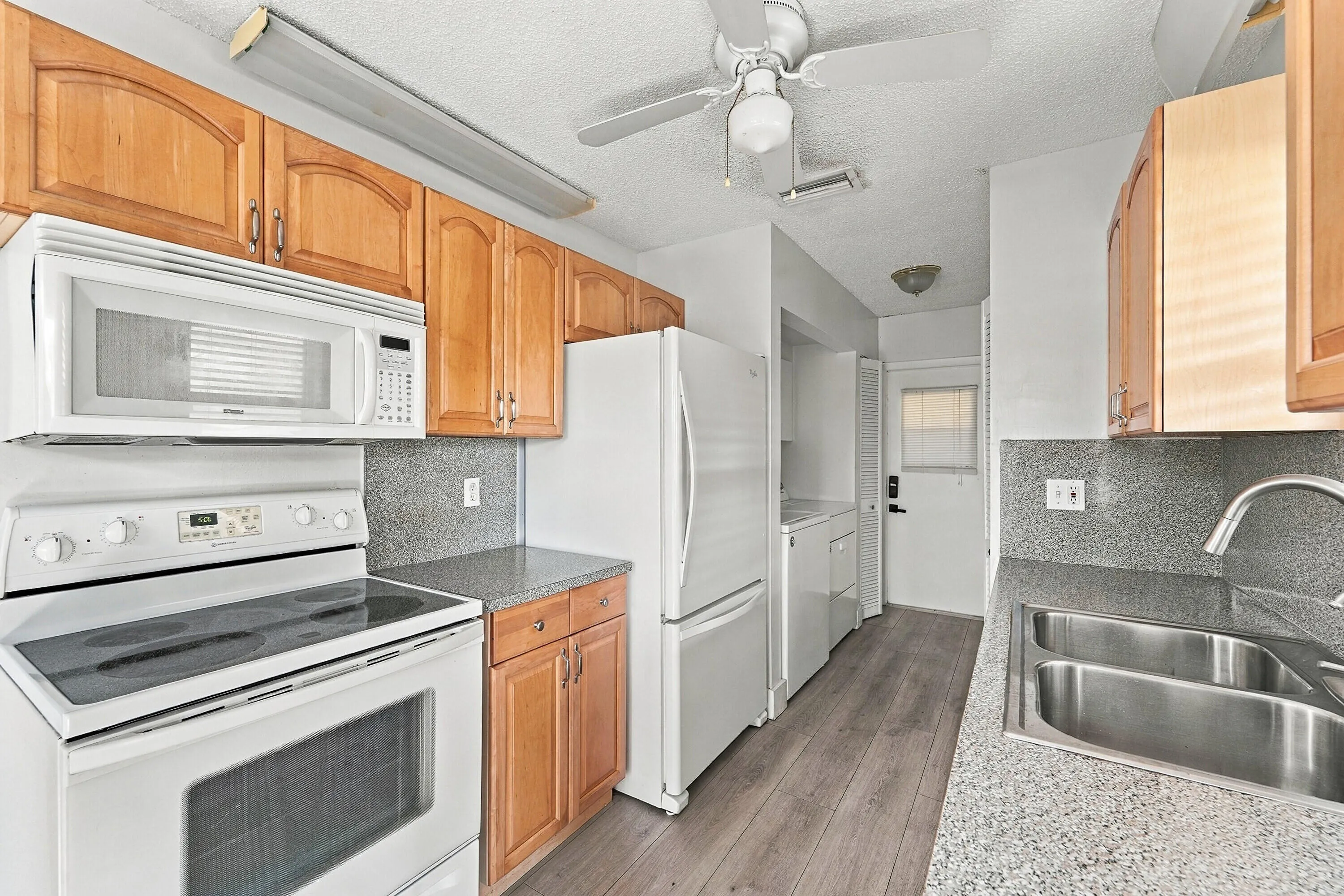 1730 NW 48th Place
