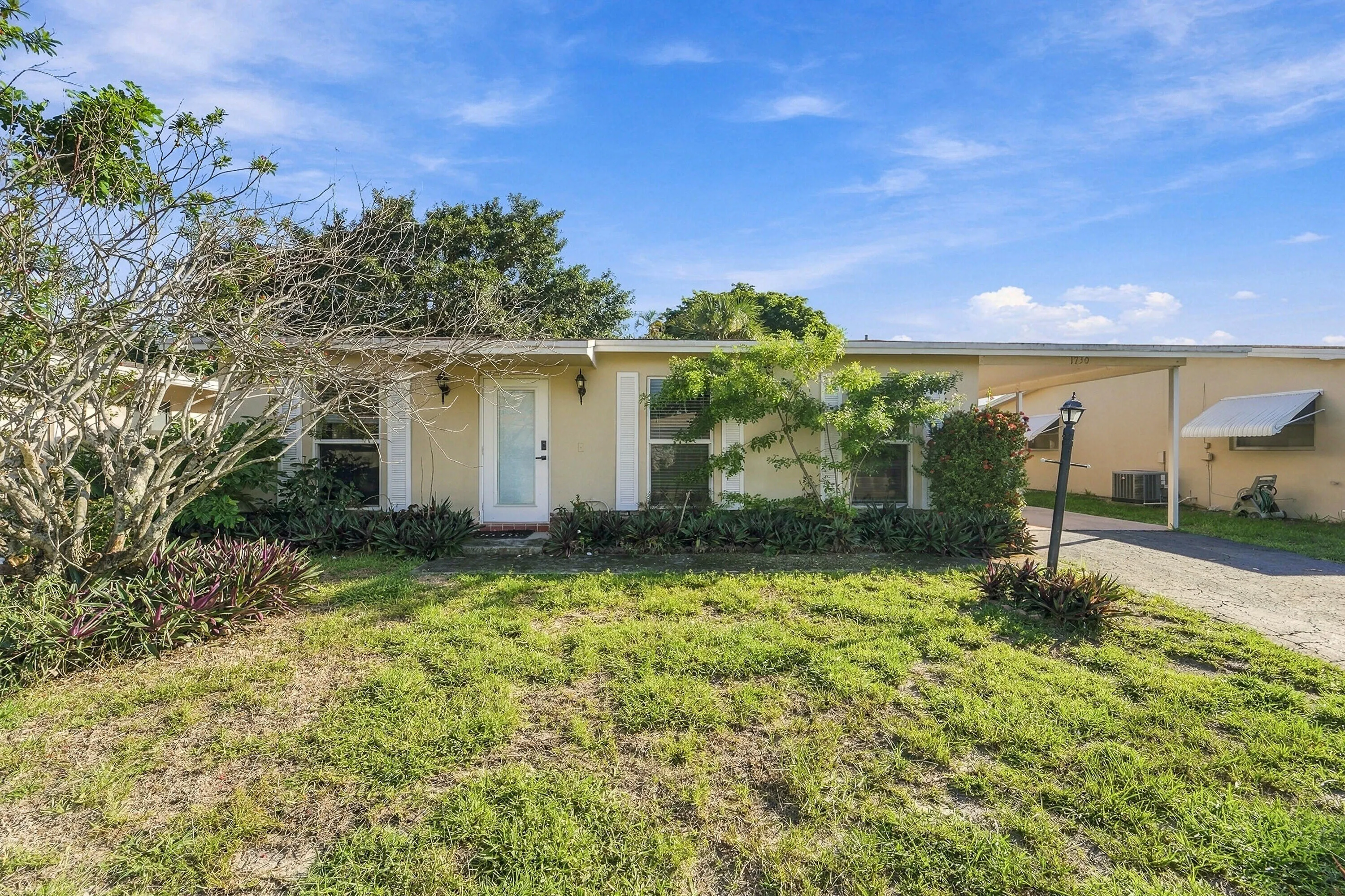 1730 NW 48th Place