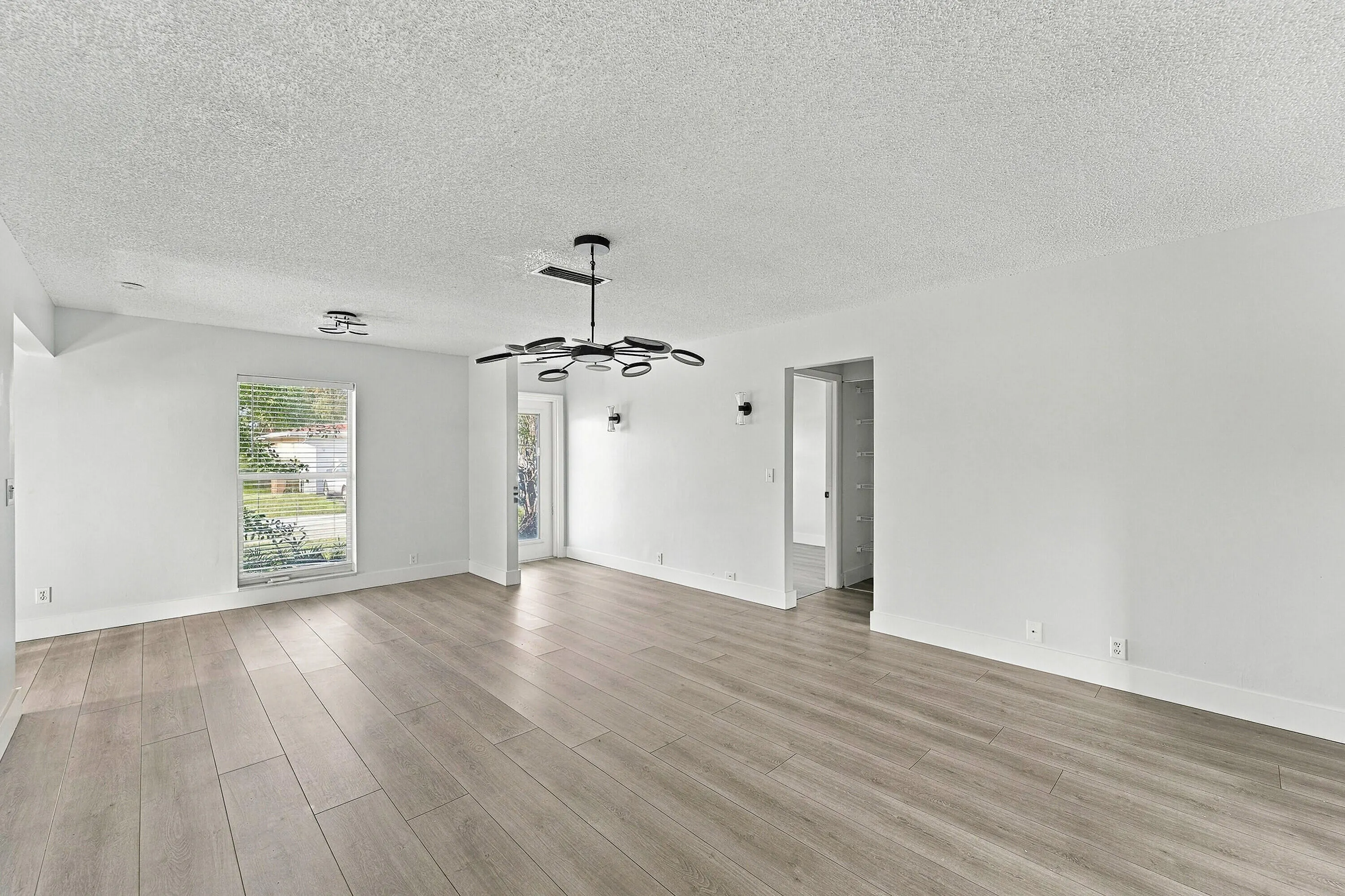 1730 NW 48th Place