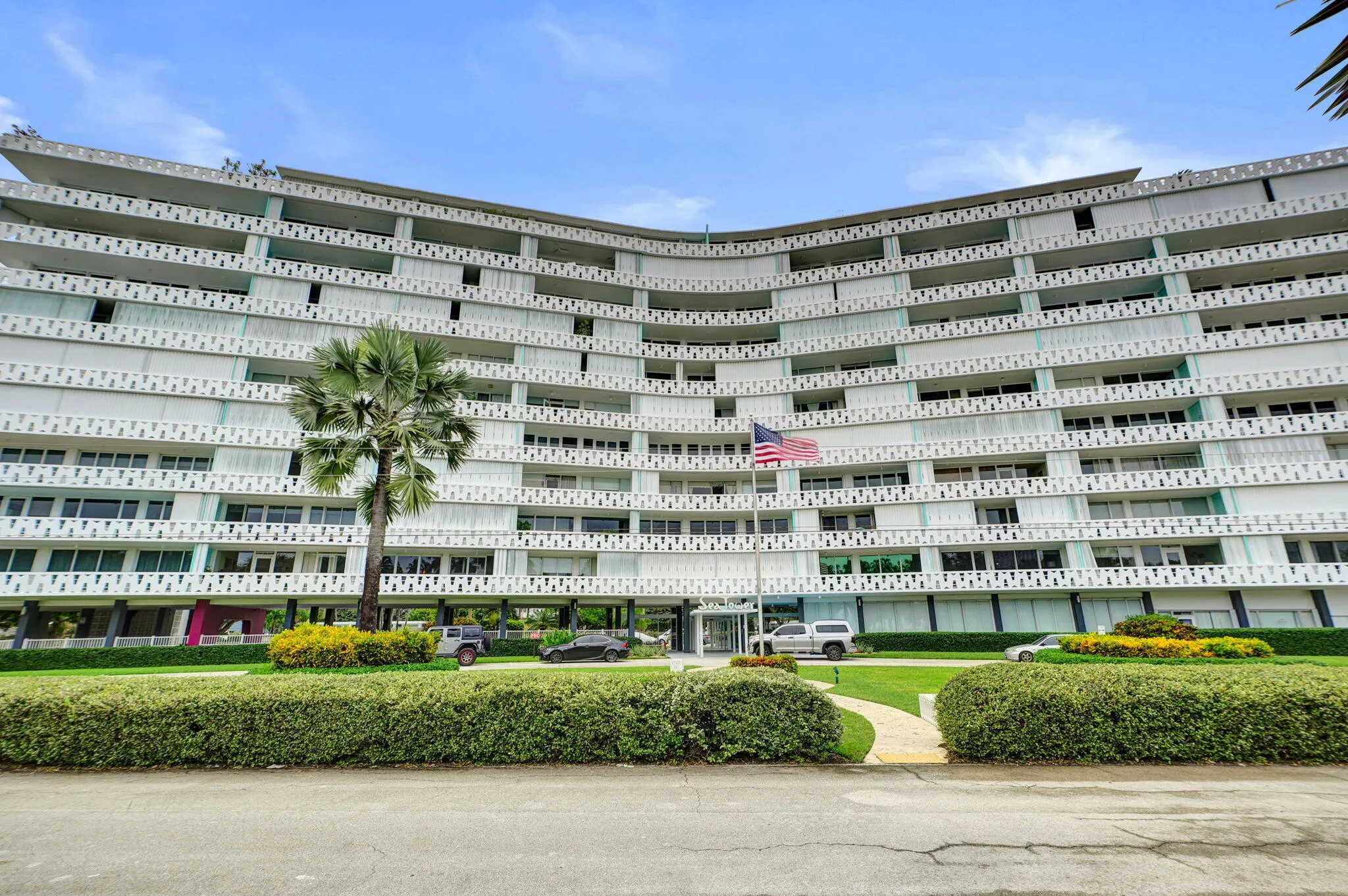 2840 N Ocean Boulevard #801