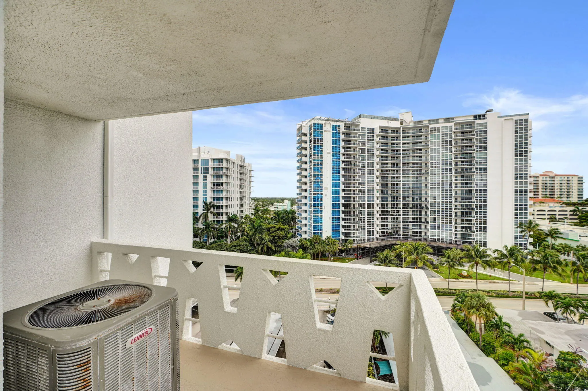 2840 N Ocean Boulevard #801