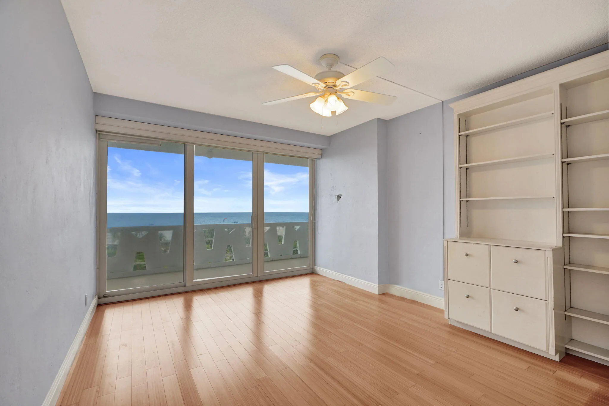 2840 N Ocean Boulevard #801