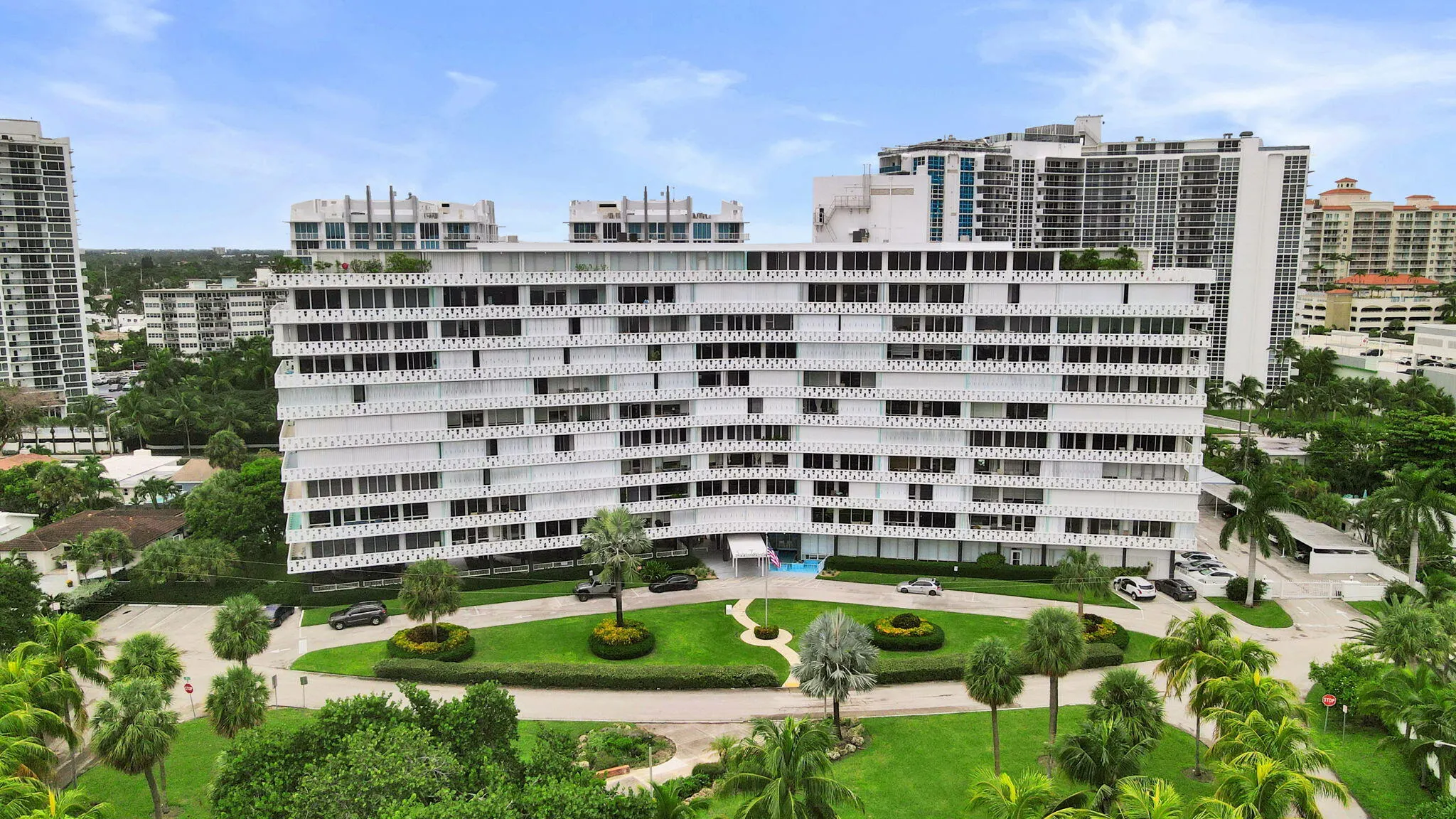 2840 N Ocean Boulevard #801