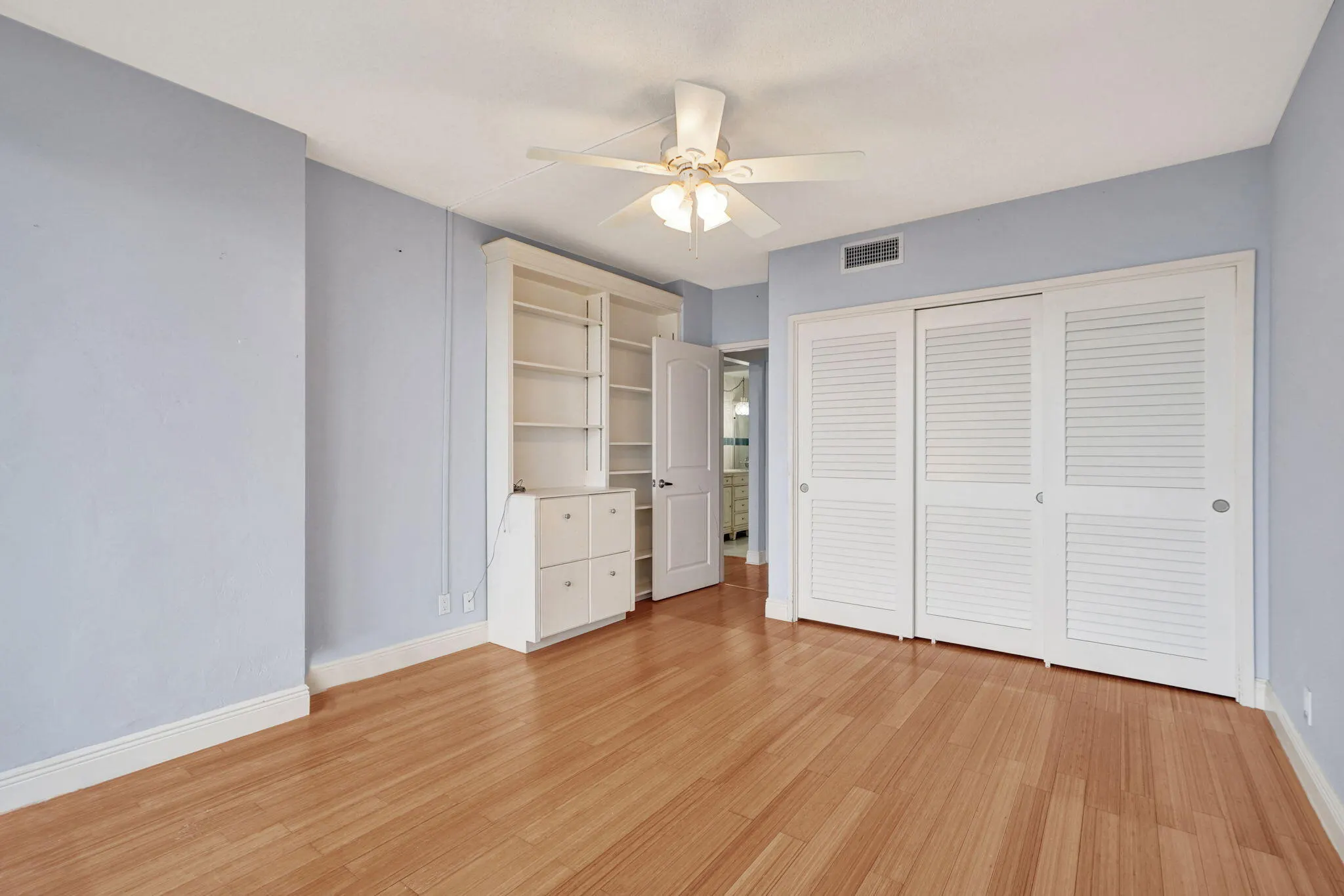 2840 N Ocean Boulevard #801