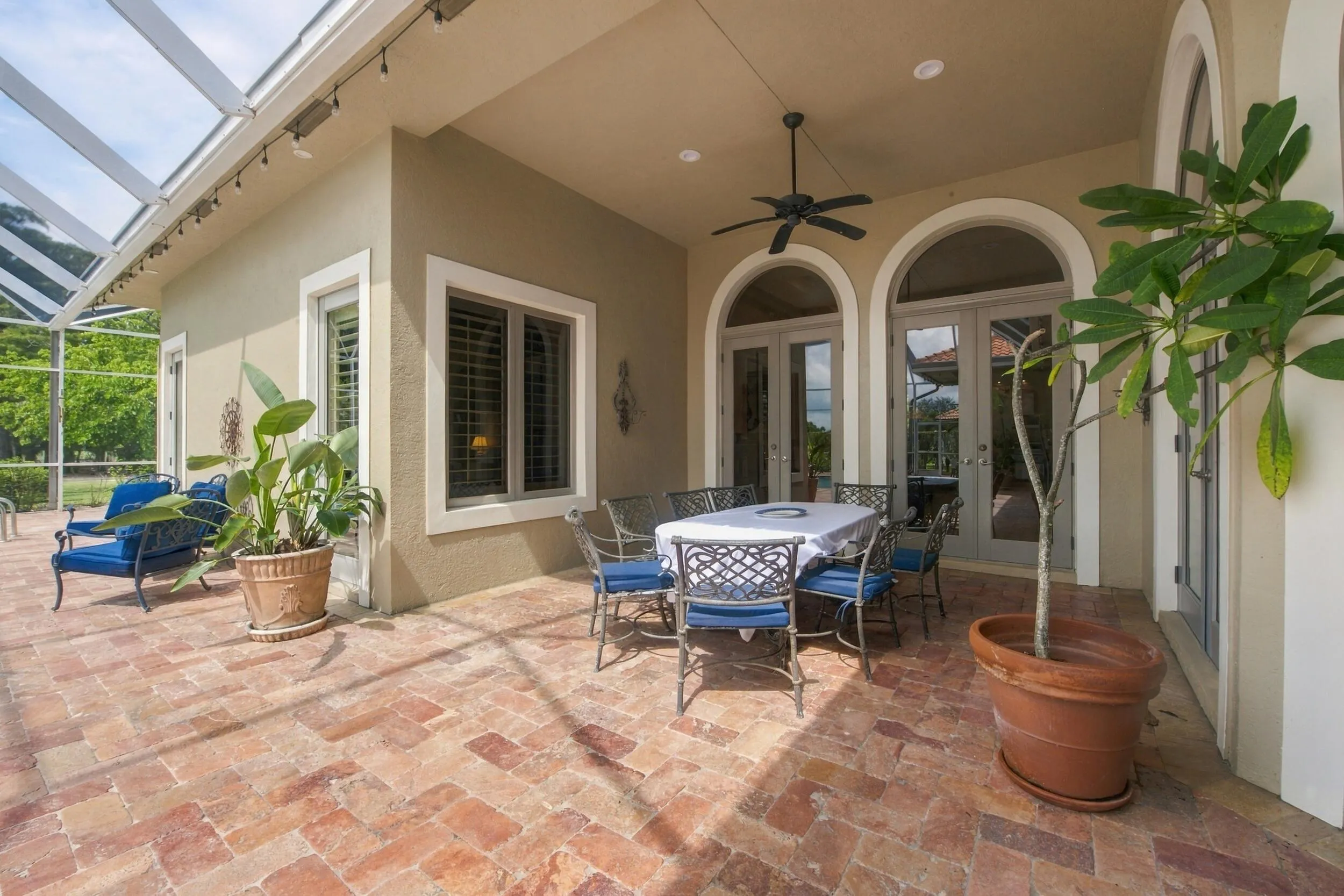 21733 Old Bridge Trail