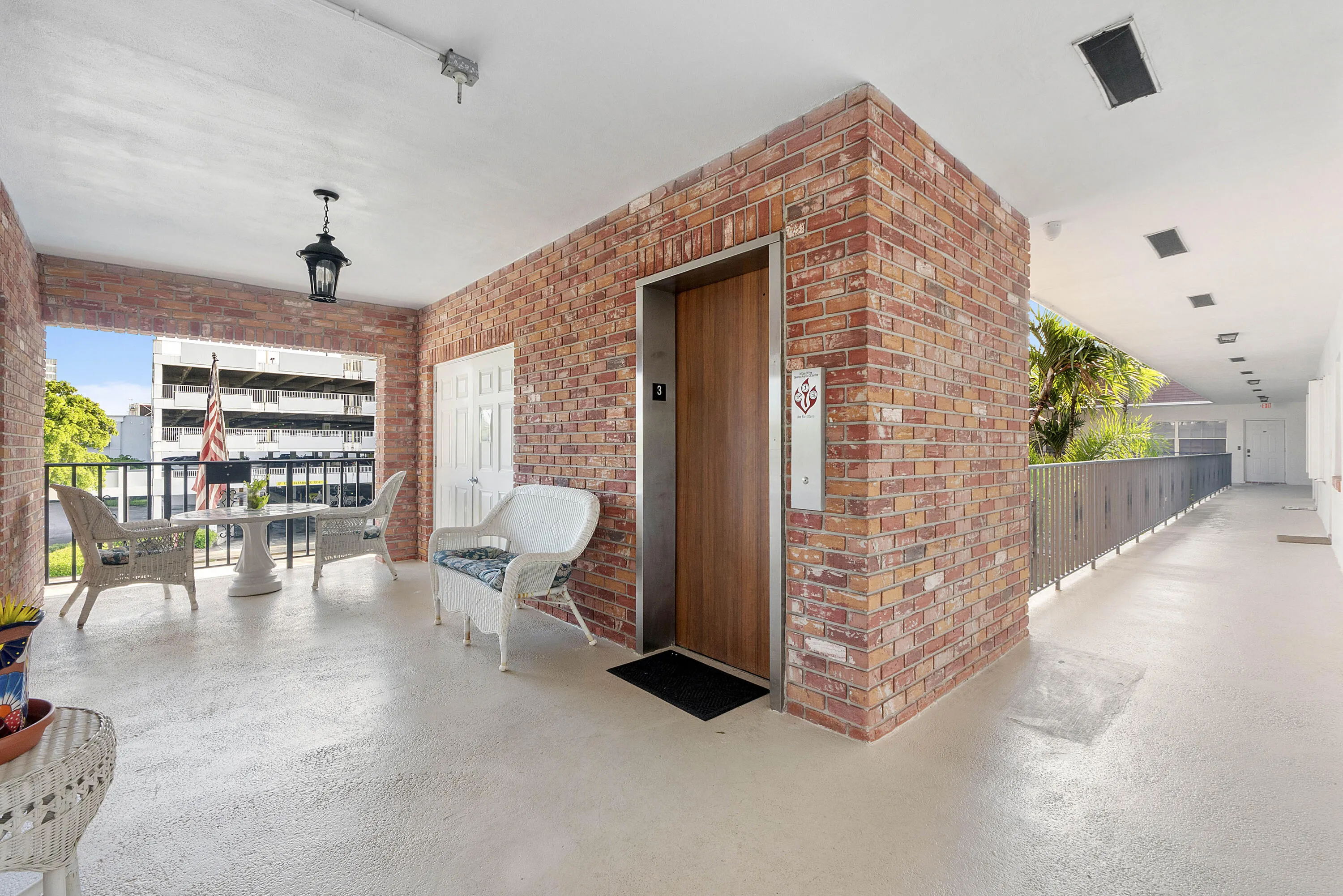 2424 NE 9th Street #305
