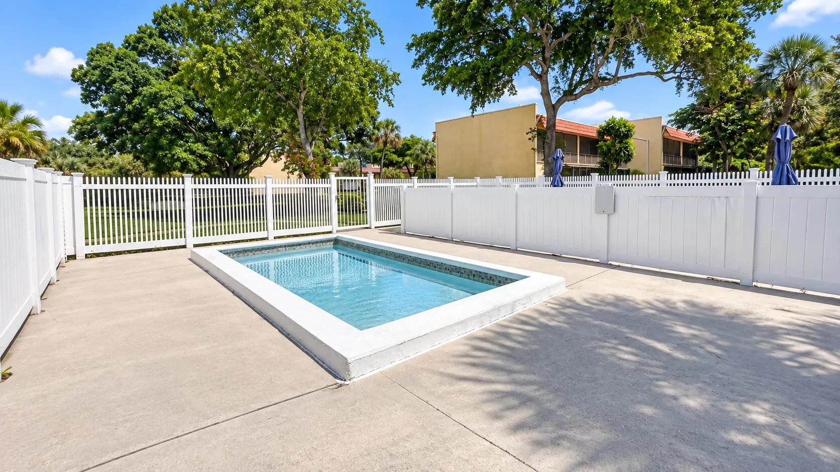 918 SW 9th St Circle #201