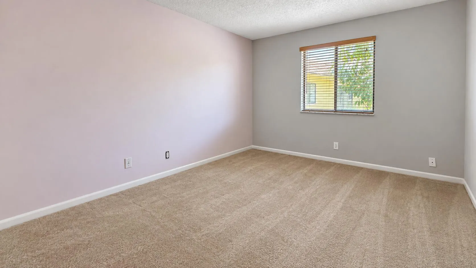 918 SW 9th St Circle #201