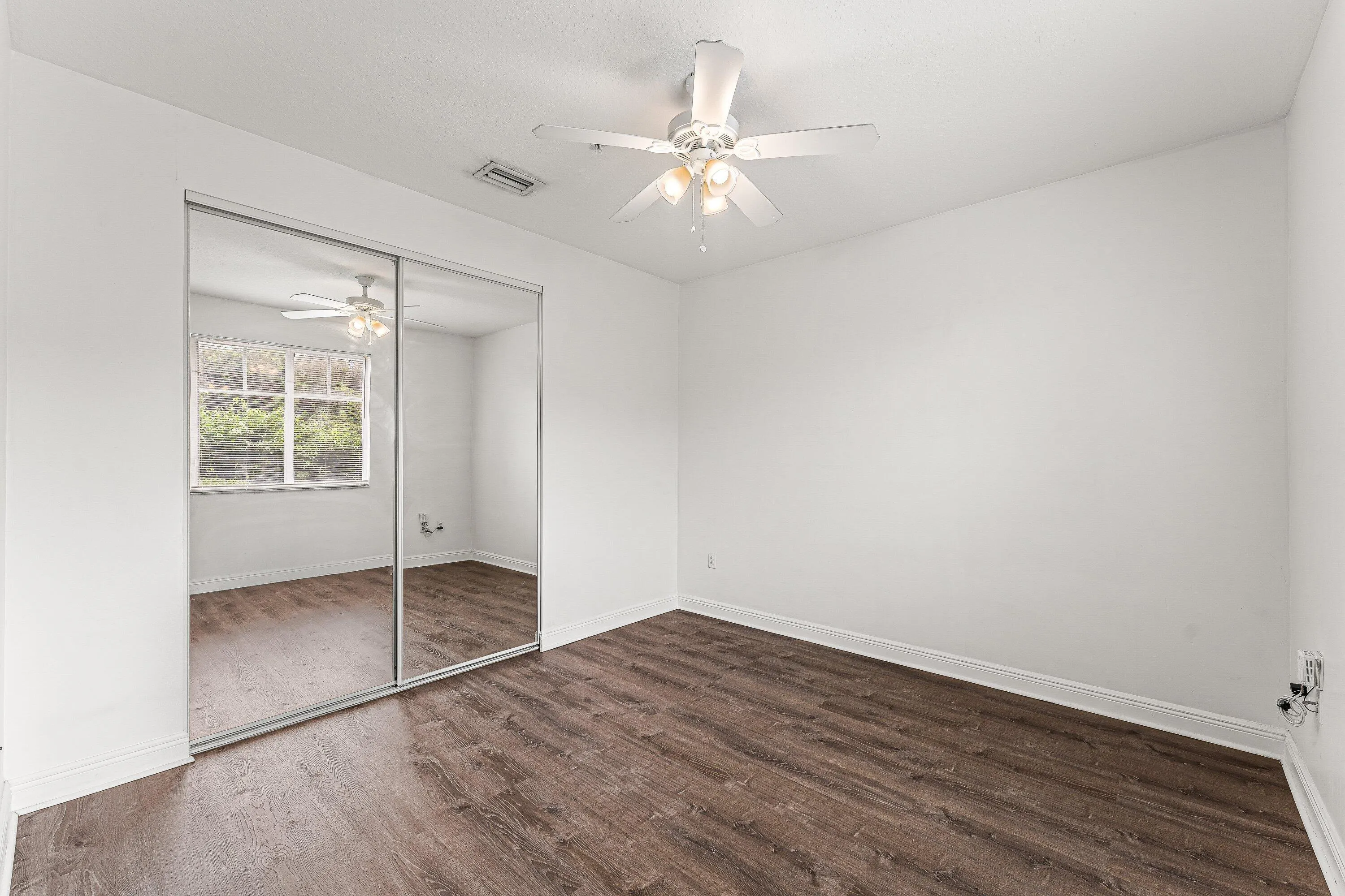 673 NW 38th Circle