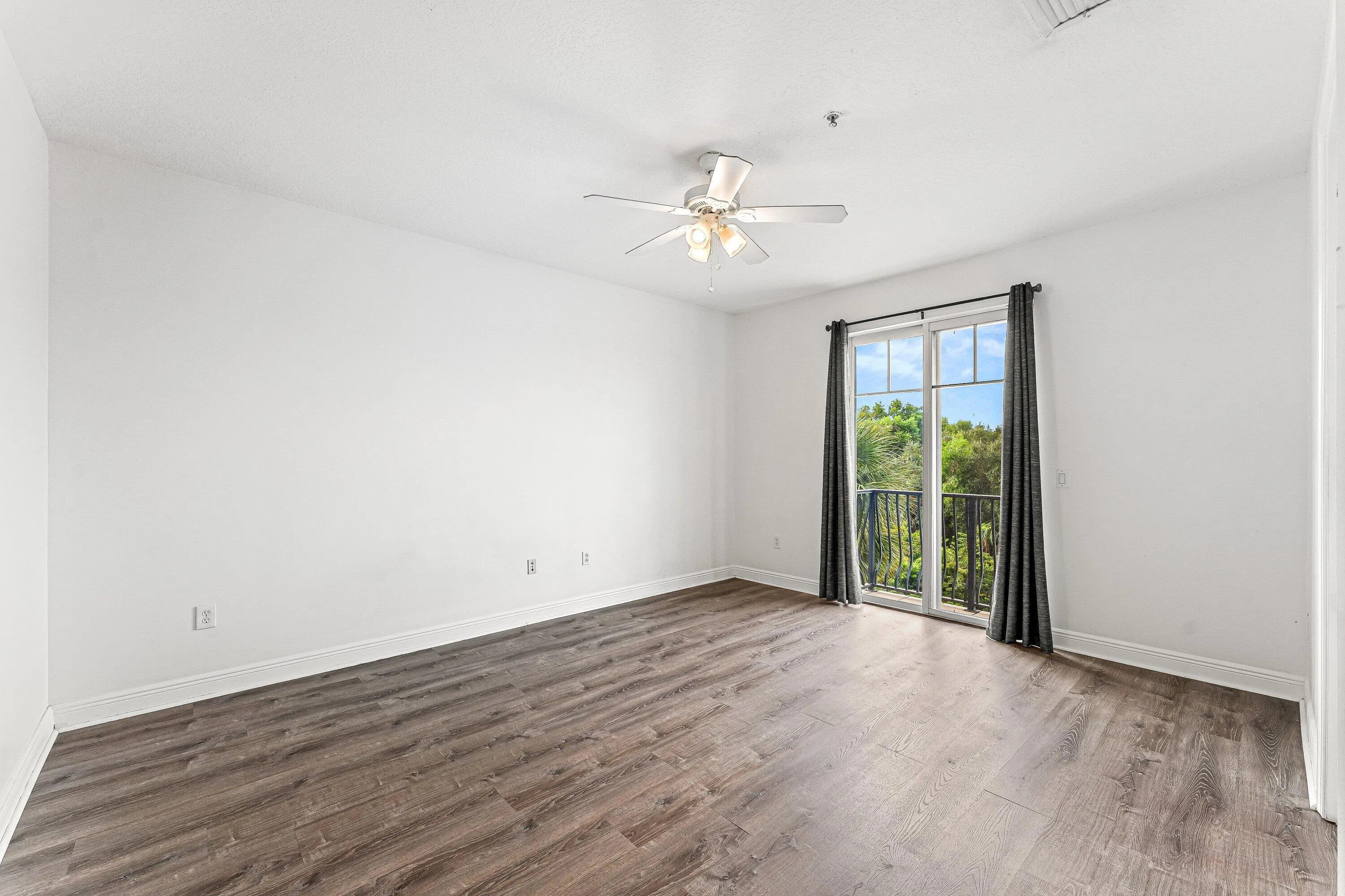 673 NW 38th Circle