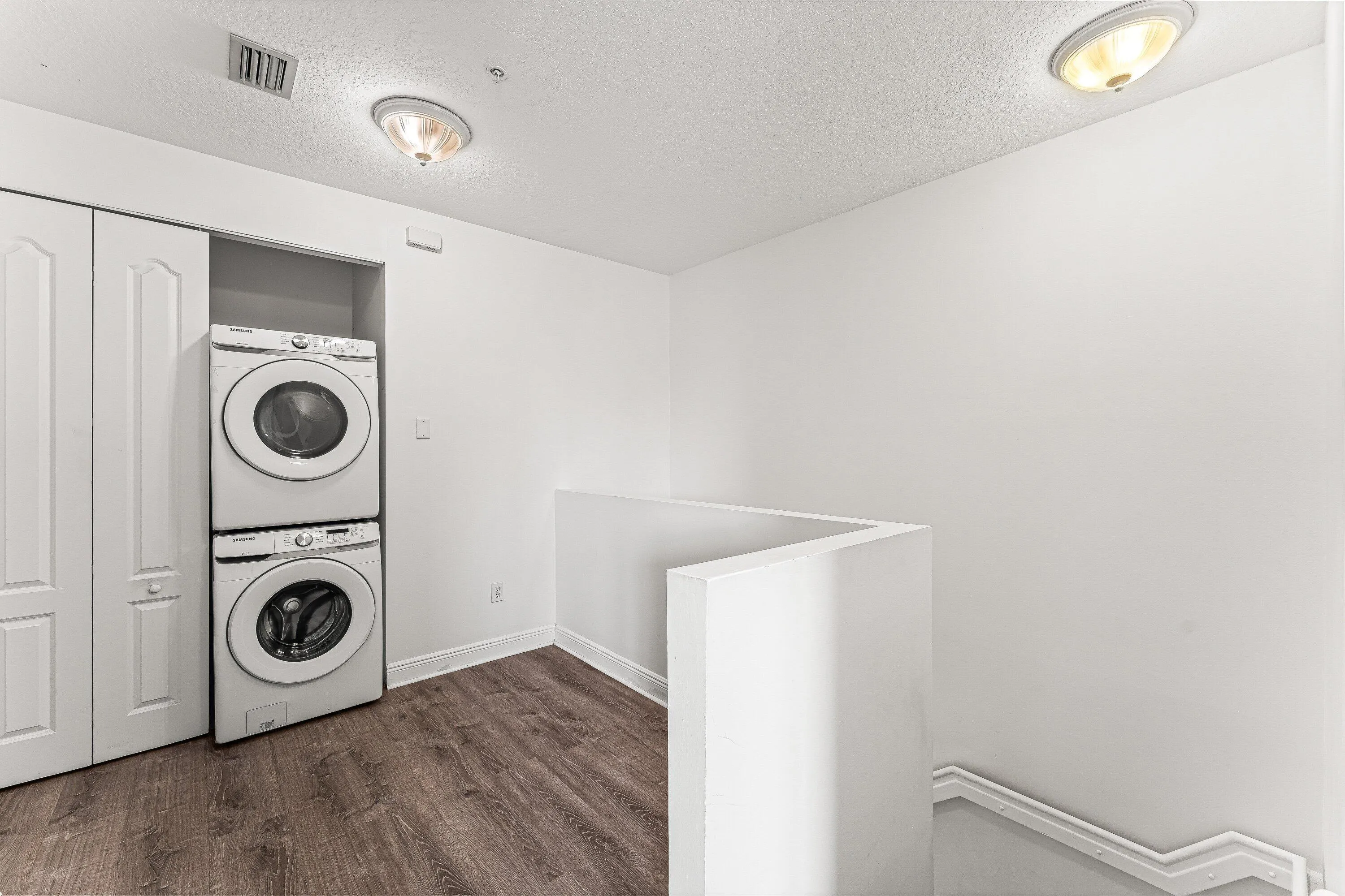673 NW 38th Circle