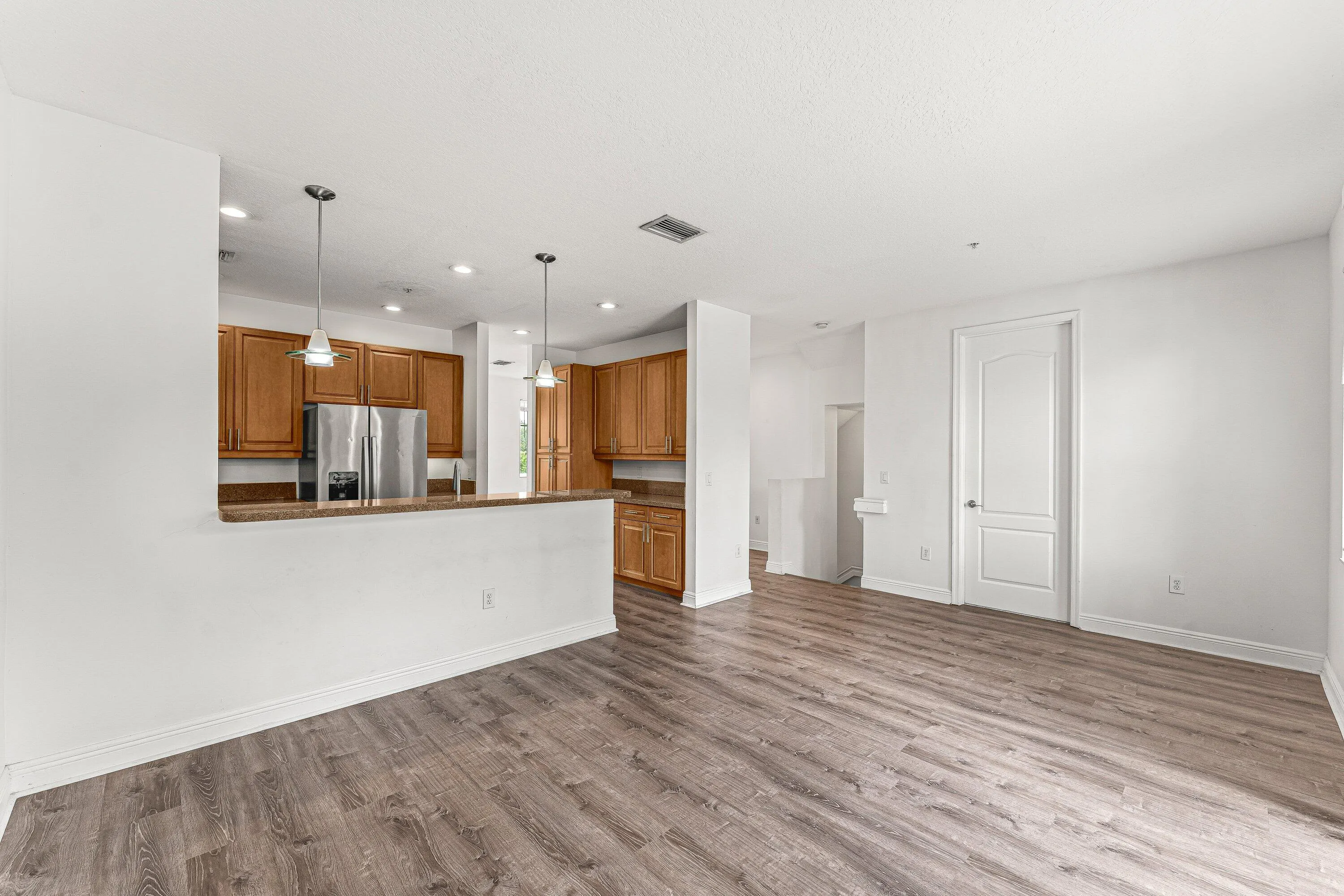 673 NW 38th Circle