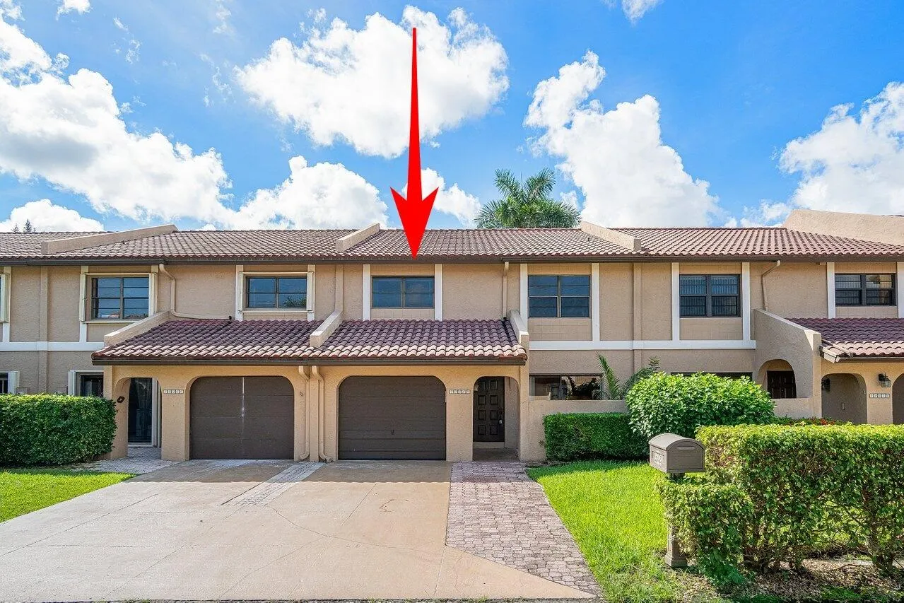 22068 Las Brisas Circle