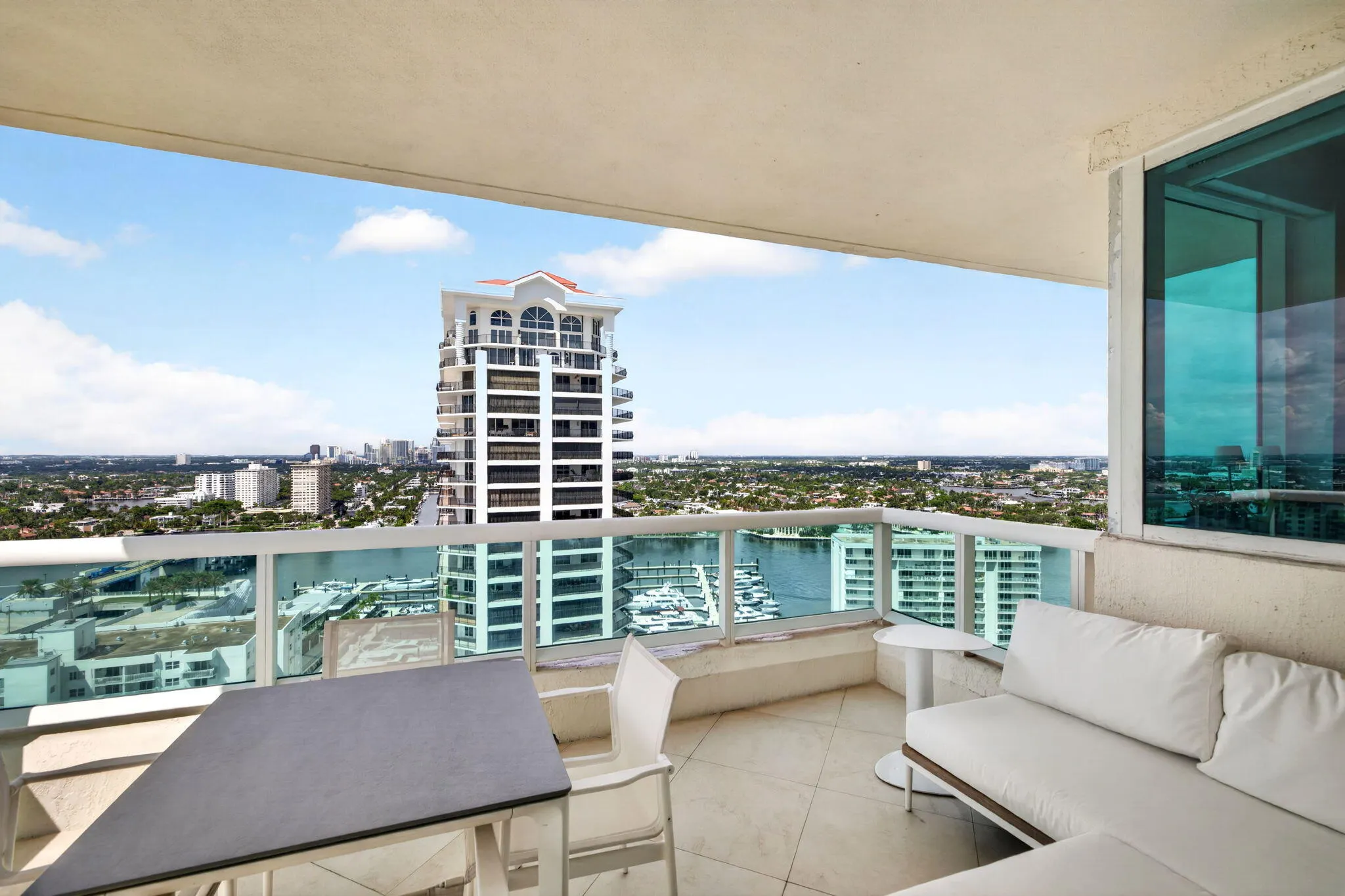 101 S FORT LAUDERDALE BEACH Boulevard #2407