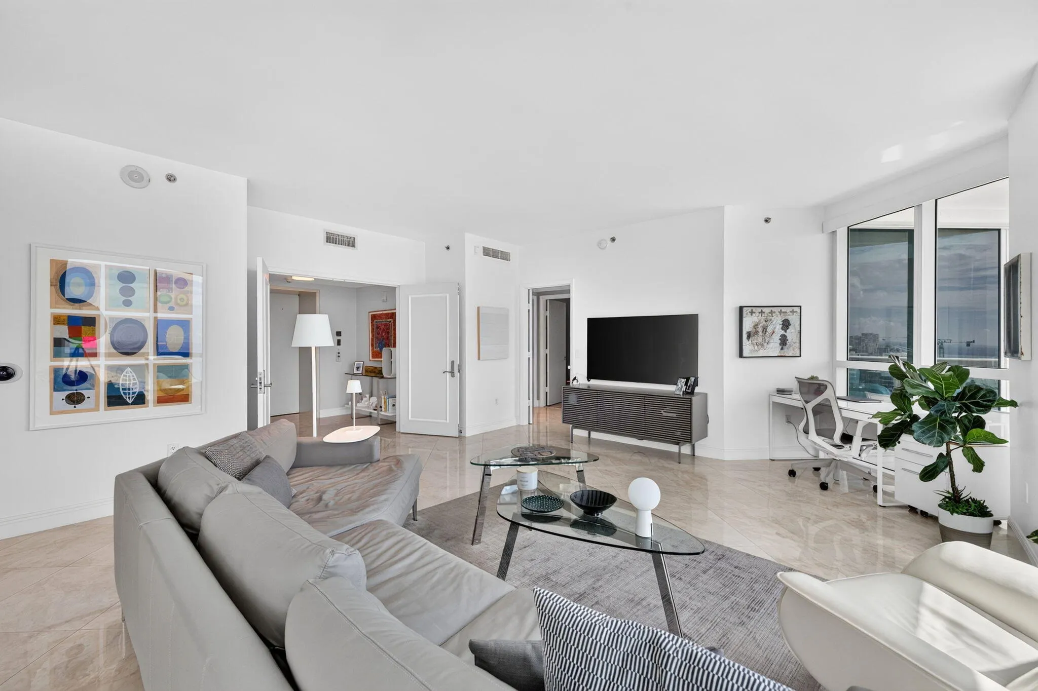 101 S FORT LAUDERDALE BEACH Boulevard #2407