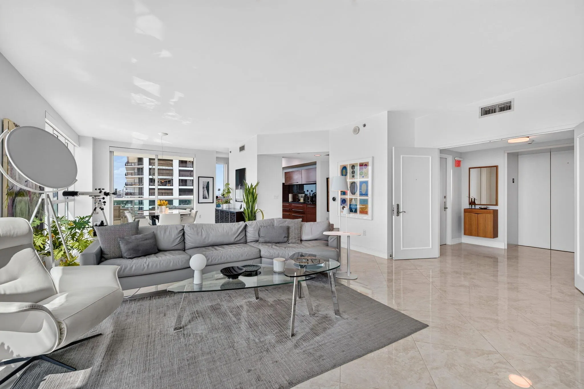 101 S FORT LAUDERDALE BEACH Boulevard #2407